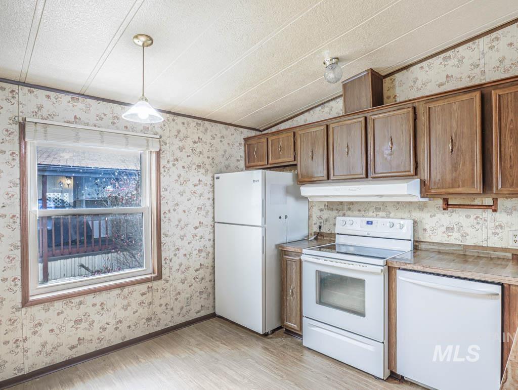 25 Freedom Dr., Ontario, Oregon 97914-0000, 3 Bedrooms, 2 Bathrooms, Residential For Sale, Price $105,000, 98968438