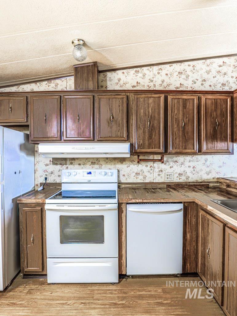 25 Freedom Dr., Ontario, Oregon 97914-0000, 3 Bedrooms, 2 Bathrooms, Residential For Sale, Price $105,000, 98968438