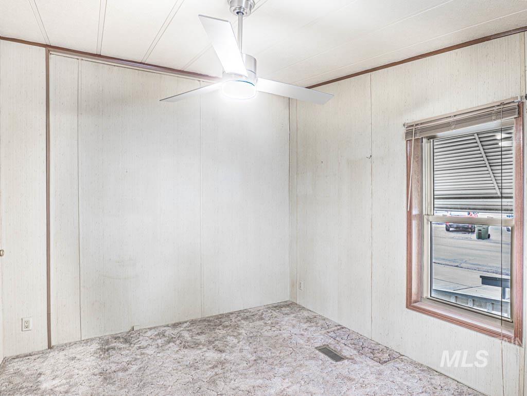 25 Freedom Dr., Ontario, Oregon 97914-0000, 3 Bedrooms, 2 Bathrooms, Residential For Sale, Price $105,000, 98968438