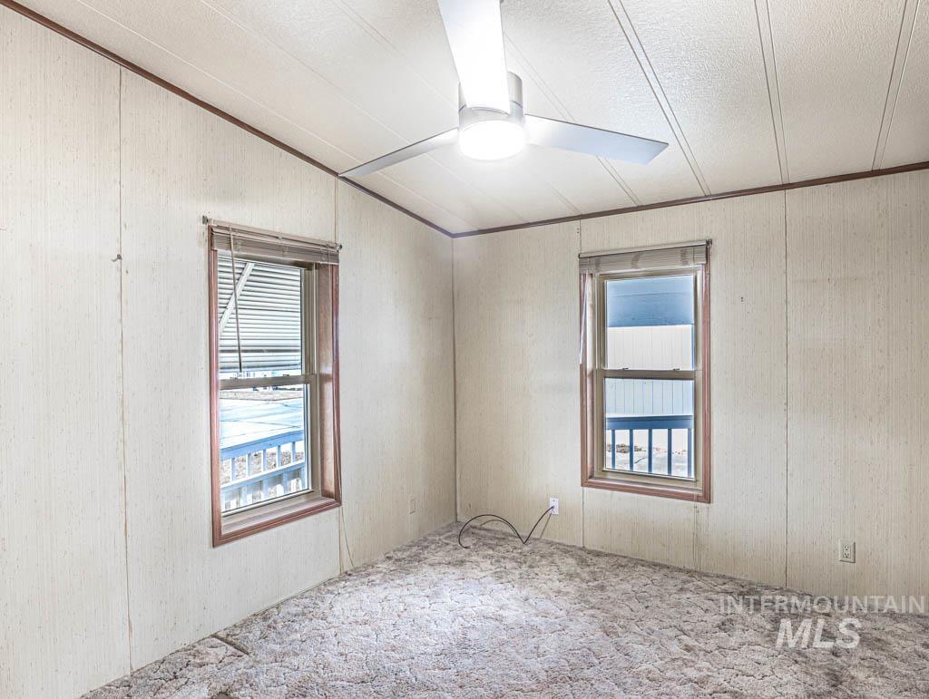 25 Freedom Dr., Ontario, Oregon 97914-0000, 3 Bedrooms, 2 Bathrooms, Residential For Sale, Price $105,000, 98968438