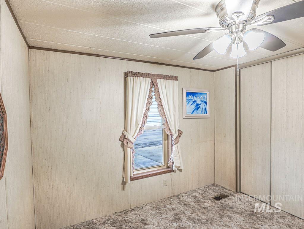 25 Freedom Dr., Ontario, Oregon 97914-0000, 3 Bedrooms, 2 Bathrooms, Residential For Sale, Price $105,000, 98968438