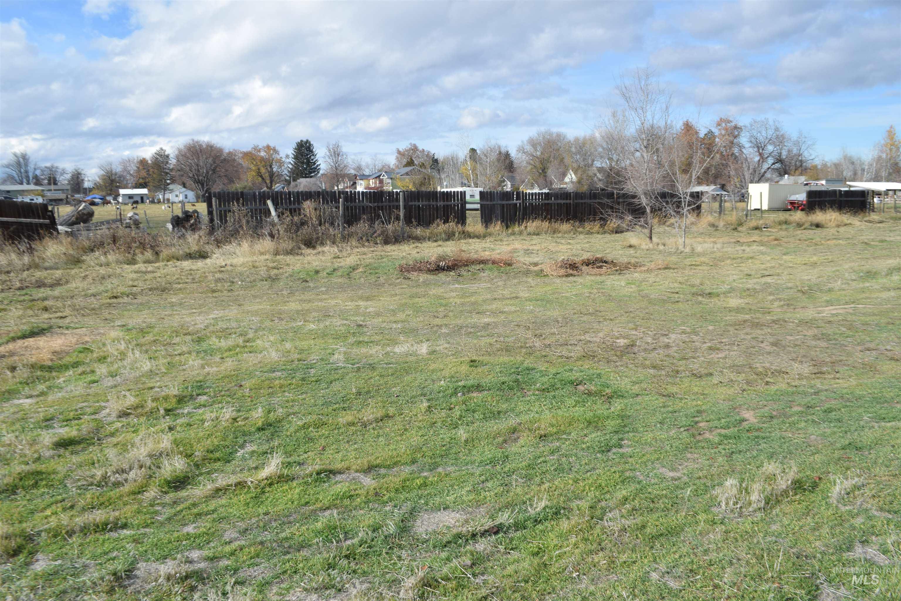 View of yard with a view of countryside