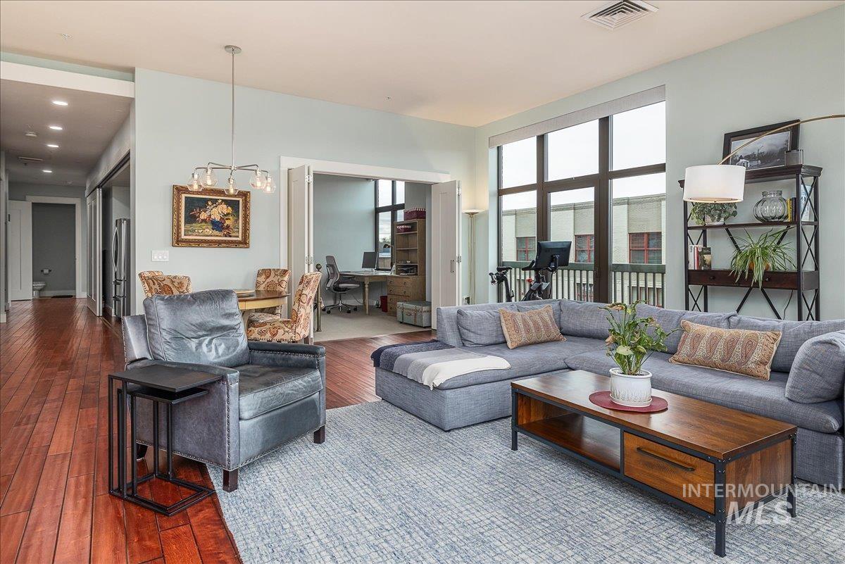 419 S 8th St STE 206, Boise, Idaho 83702-5516, 2 Bedrooms, 1.5 Bathrooms, Residential For Sale, Price $600,000, 98968443