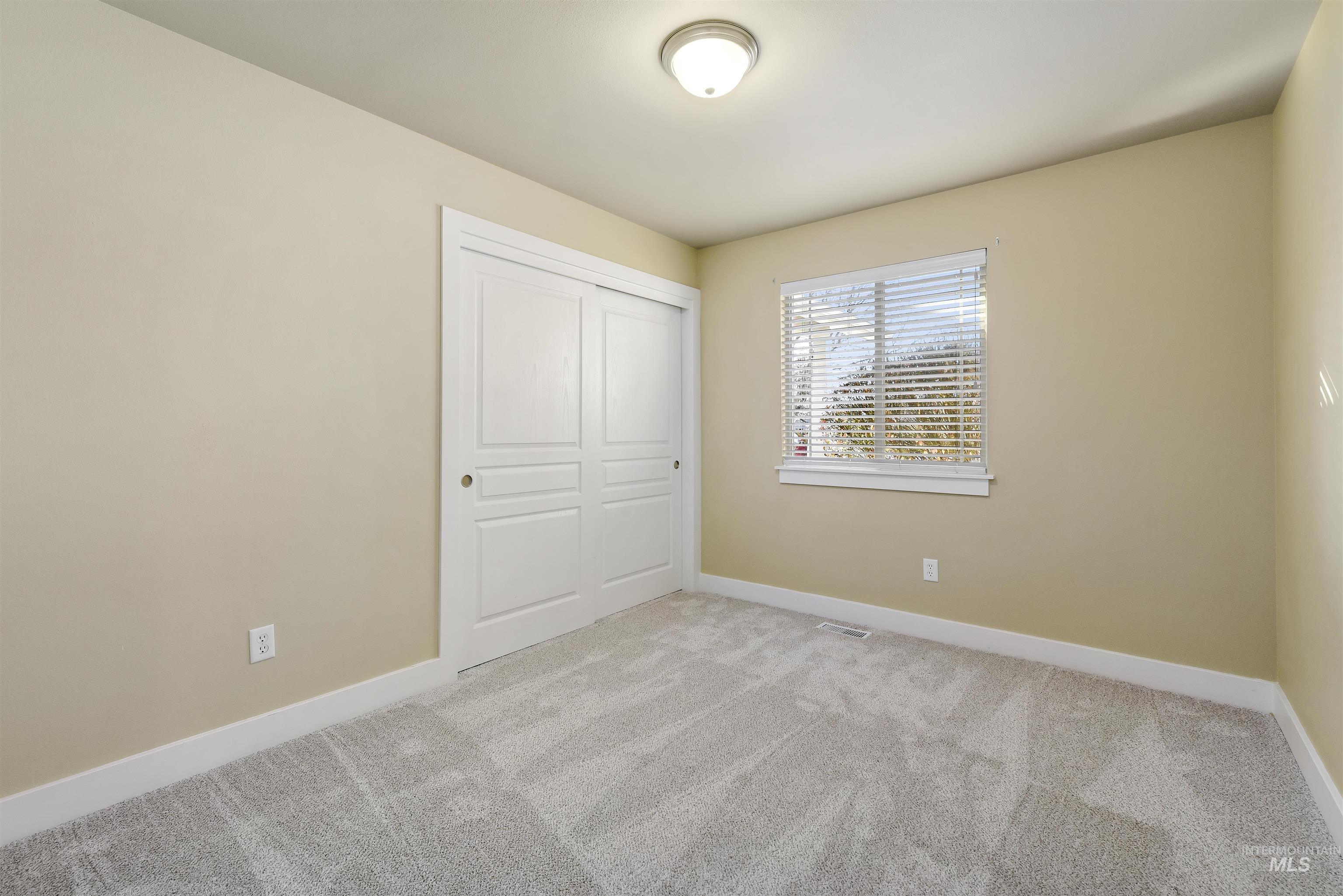 6090 Lowland View Way, Boise, Idaho 83709, 3 Bedrooms, 2 Bathrooms, Residential For Sale, Price $429,000, 98968457