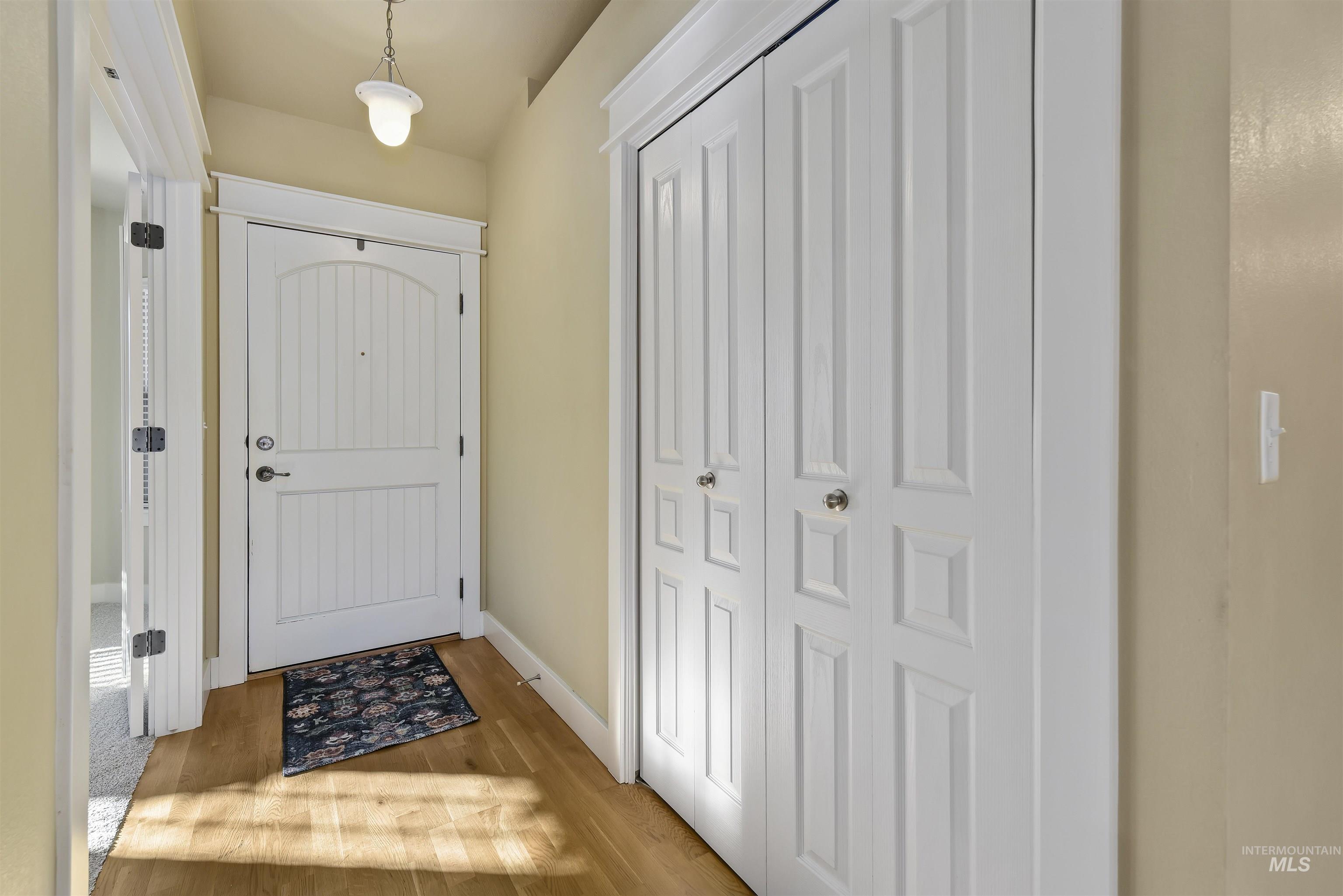 6090 Lowland View Way, Boise, Idaho 83709, 3 Bedrooms, 2 Bathrooms, Residential For Sale, Price $429,000, 98968457