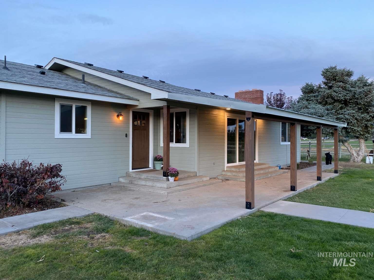 797 Olds Ferry Rd, Weiser, Idaho 83672, 3 Bedrooms, 2 Bathrooms, Residential For Sale, Price $545,000, 98968465