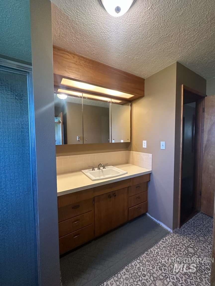 797 Olds Ferry Rd, Weiser, Idaho 83672, 3 Bedrooms, 2 Bathrooms, Residential For Sale, Price $545,000, 98968465