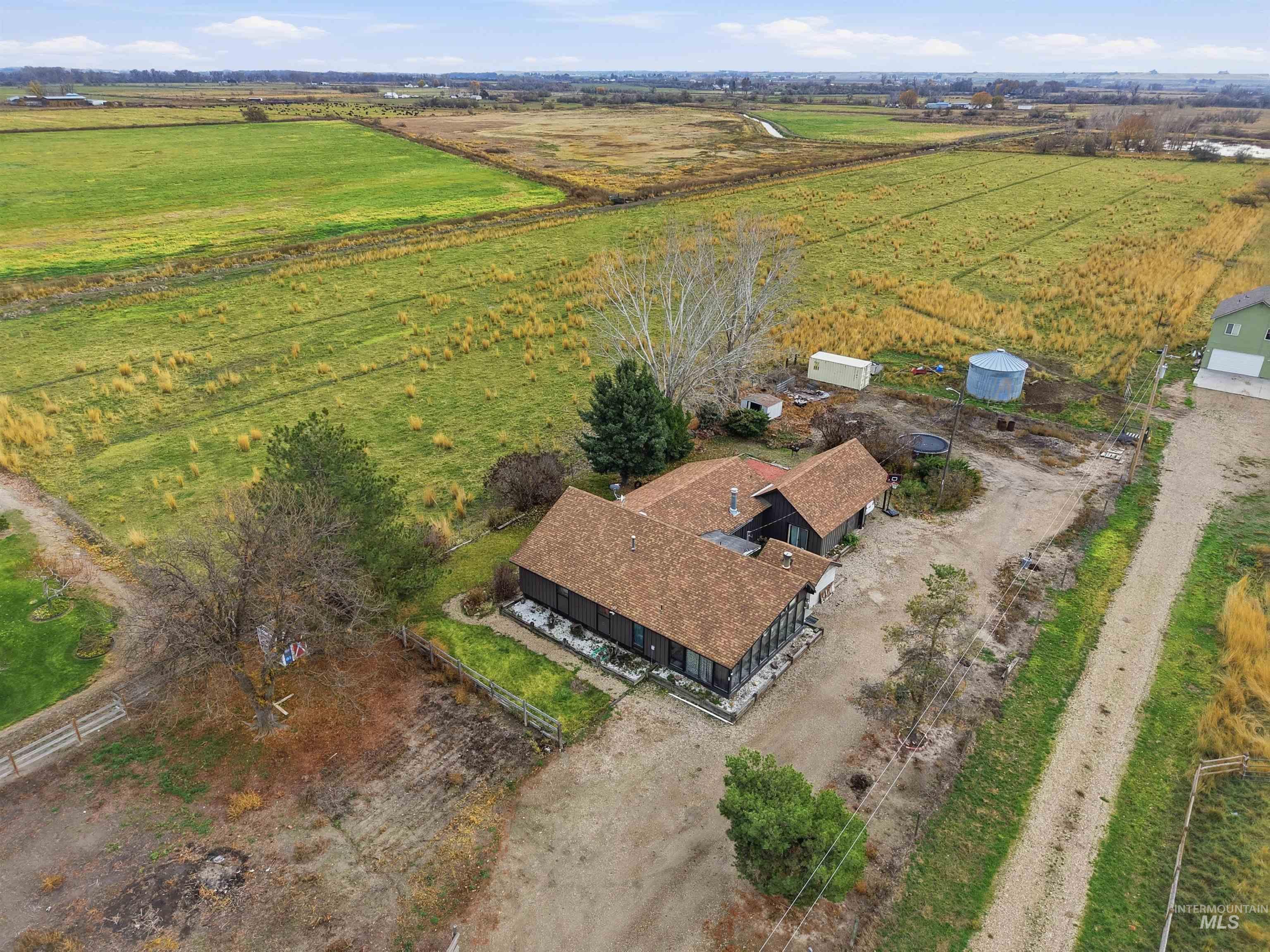 30327 Hexon Rd., Parma, Idaho 83660, 3 Bedrooms, 2 Bathrooms, Residential For Sale, Price $420,000, 98968475