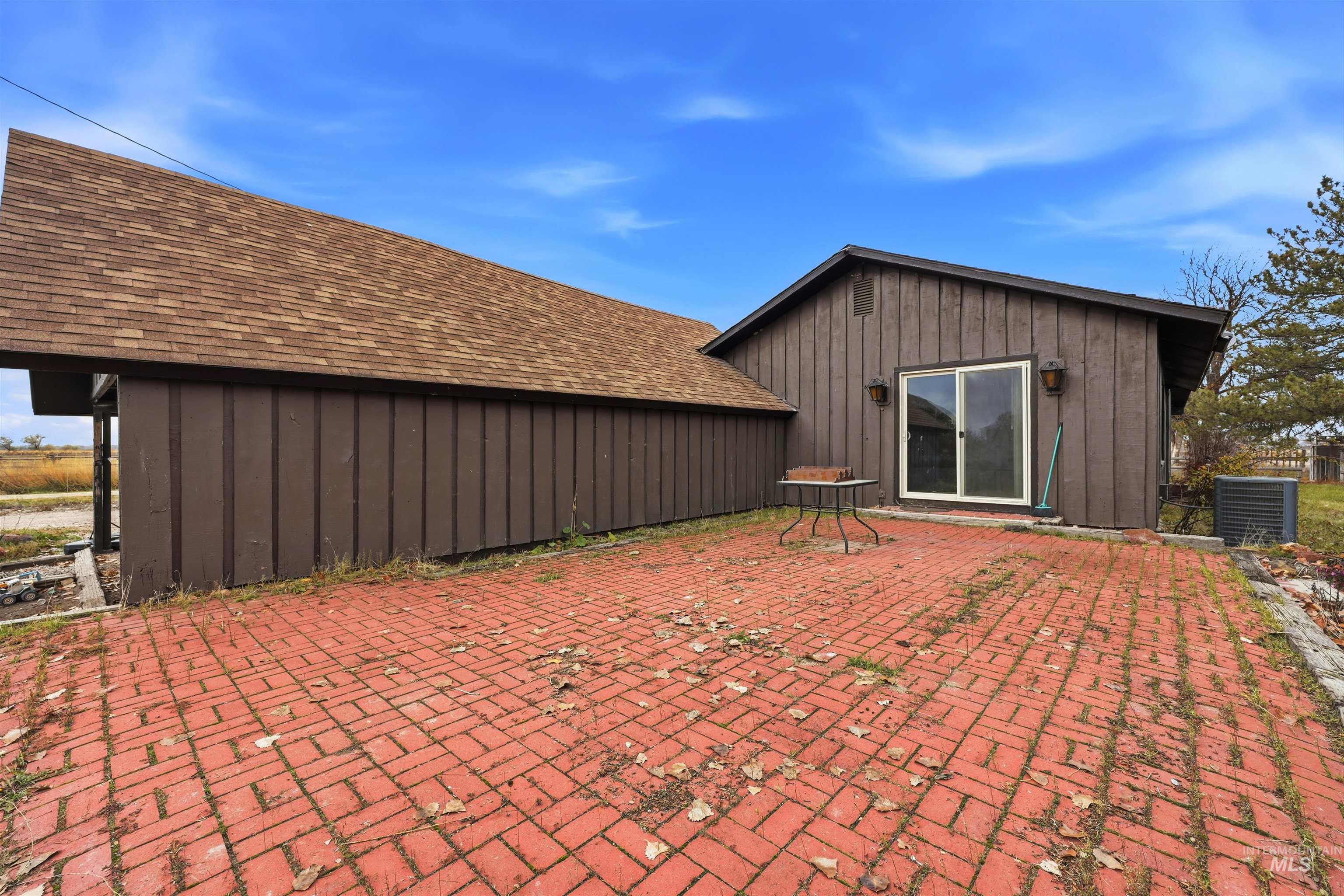 30327 Hexon Rd., Parma, Idaho 83660, 3 Bedrooms, 2 Bathrooms, Residential For Sale, Price $420,000, 98968475