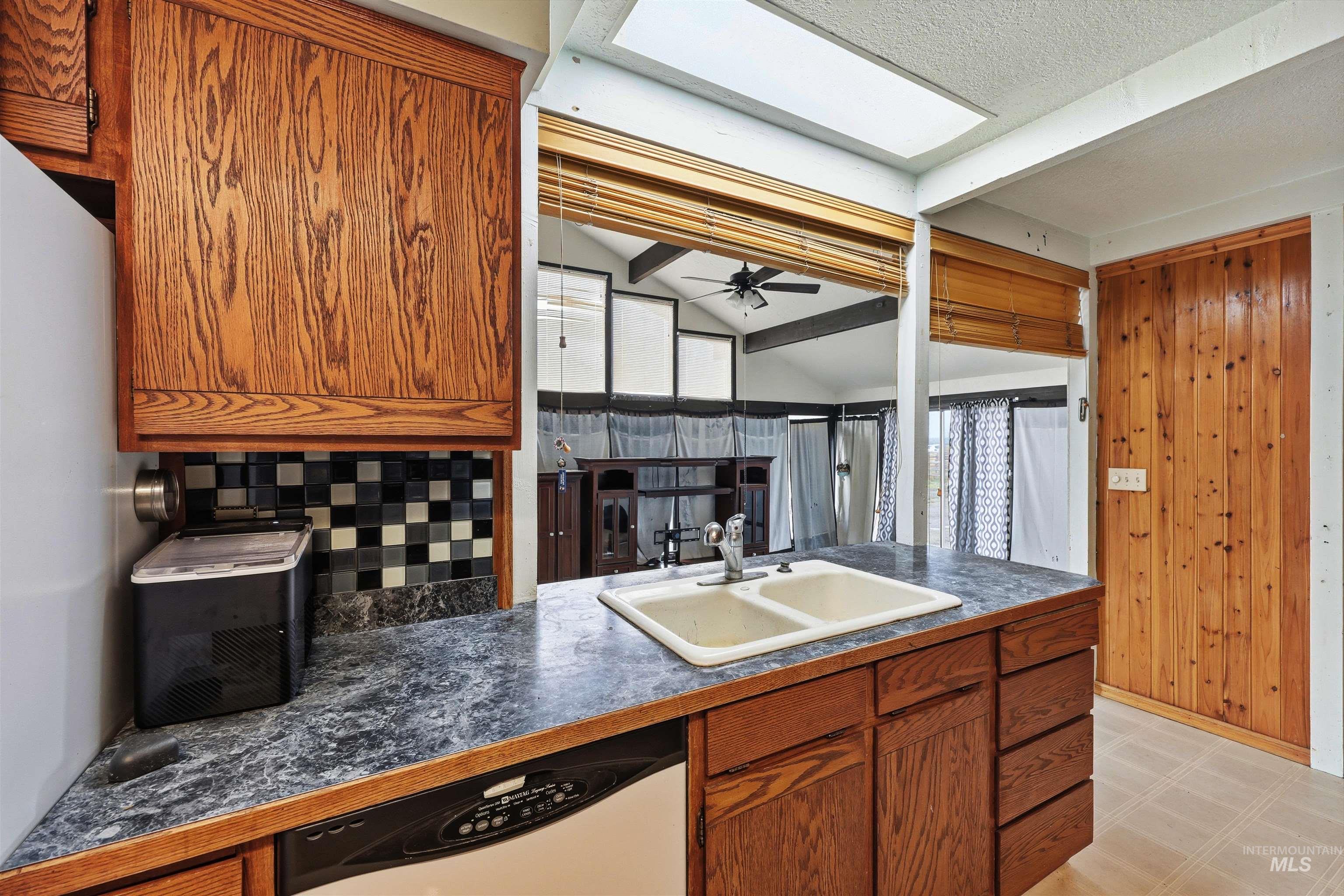 30327 Hexon Rd., Parma, Idaho 83660, 3 Bedrooms, 2 Bathrooms, Residential For Sale, Price $420,000, 98968475