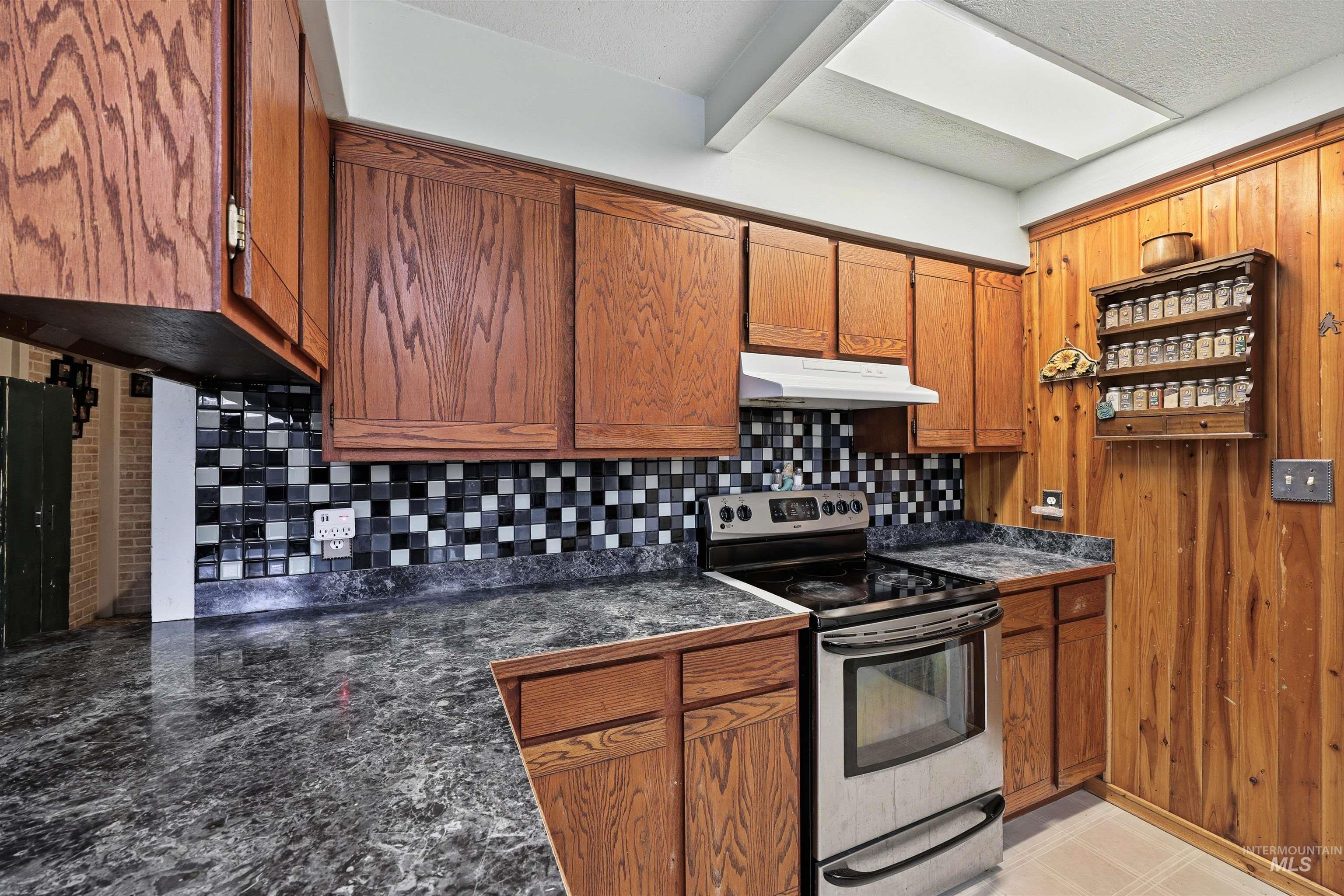 30327 Hexon Rd., Parma, Idaho 83660, 3 Bedrooms, 2 Bathrooms, Residential For Sale, Price $420,000, 98968475