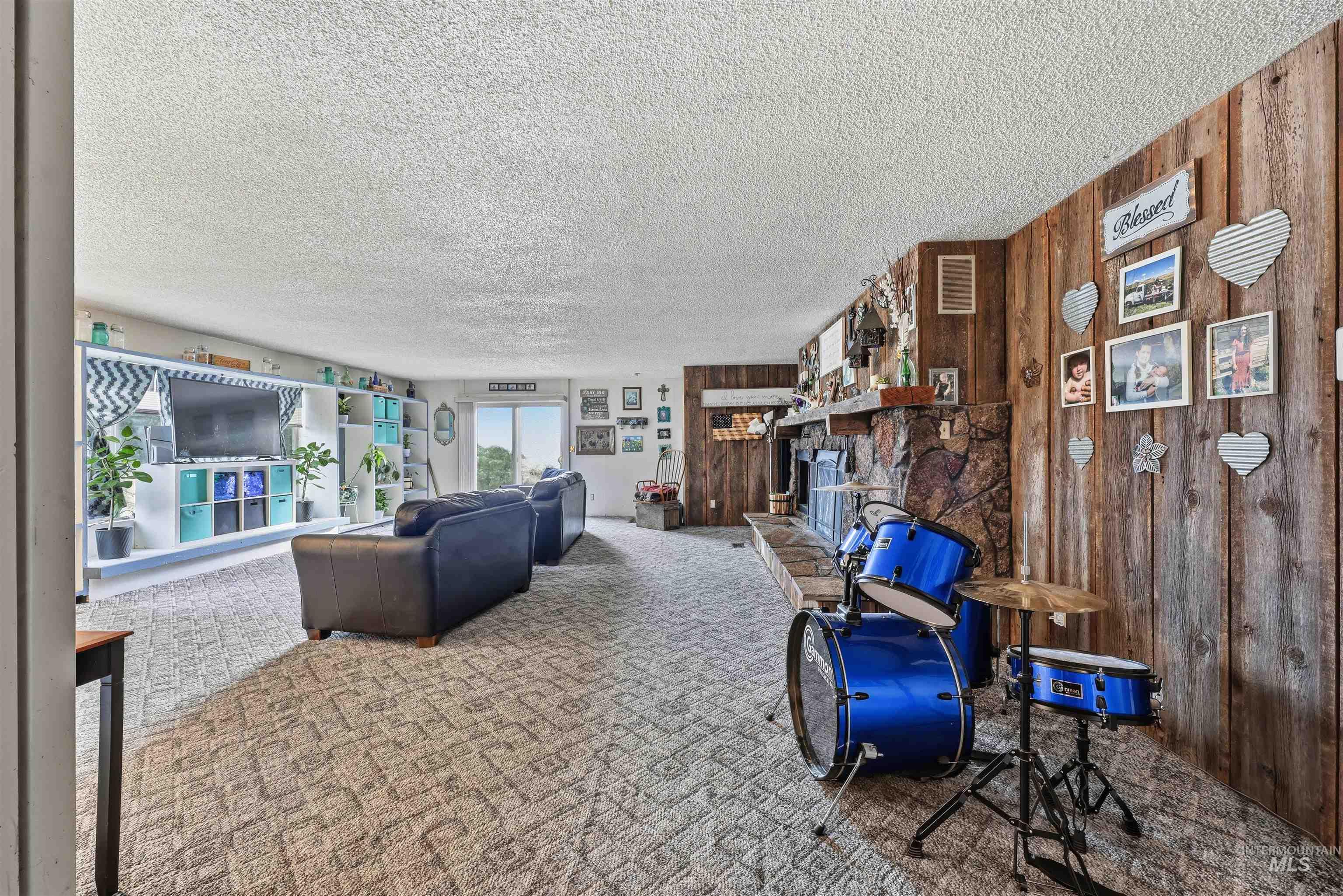 30327 Hexon Rd., Parma, Idaho 83660, 3 Bedrooms, 2 Bathrooms, Residential For Sale, Price $420,000, 98968475