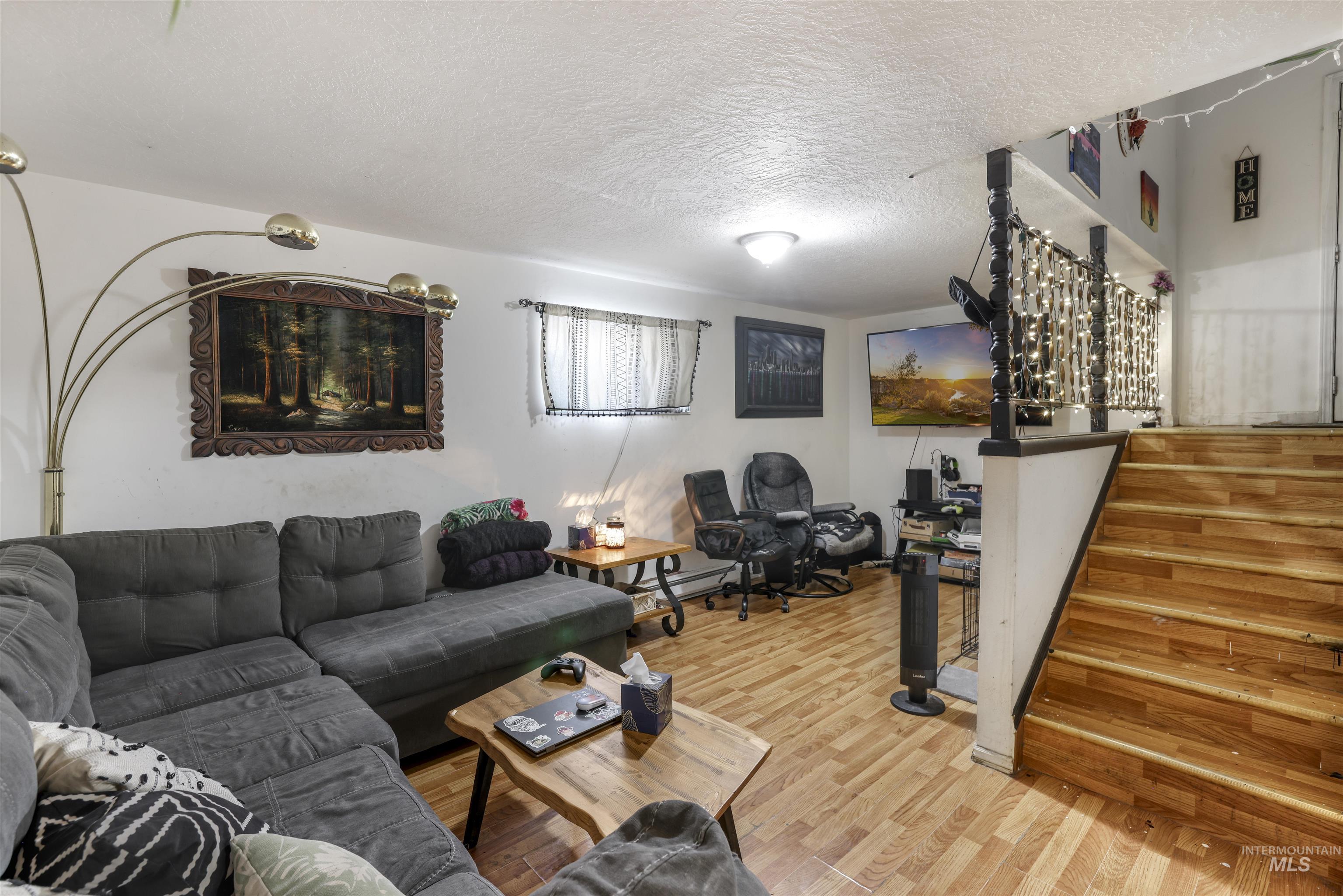 414 Heyburn Ave, Twin Falls, Idaho 83301, 4 Bedrooms, 2 Bathrooms, Residential For Sale, Price $326,000, 98968479