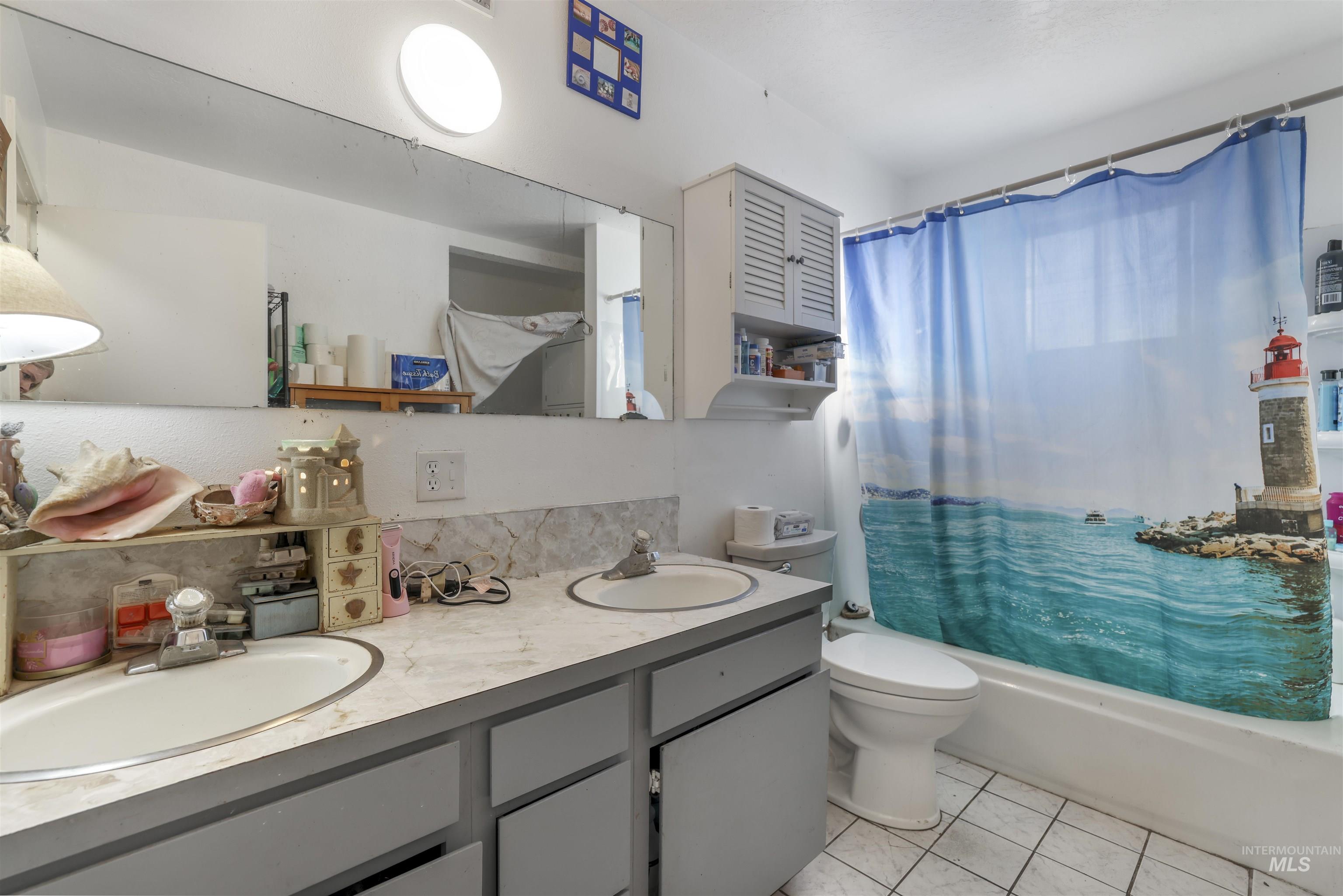 414 Heyburn Ave, Twin Falls, Idaho 83301, 4 Bedrooms, 2 Bathrooms, Residential For Sale, Price $326,000, 98968479