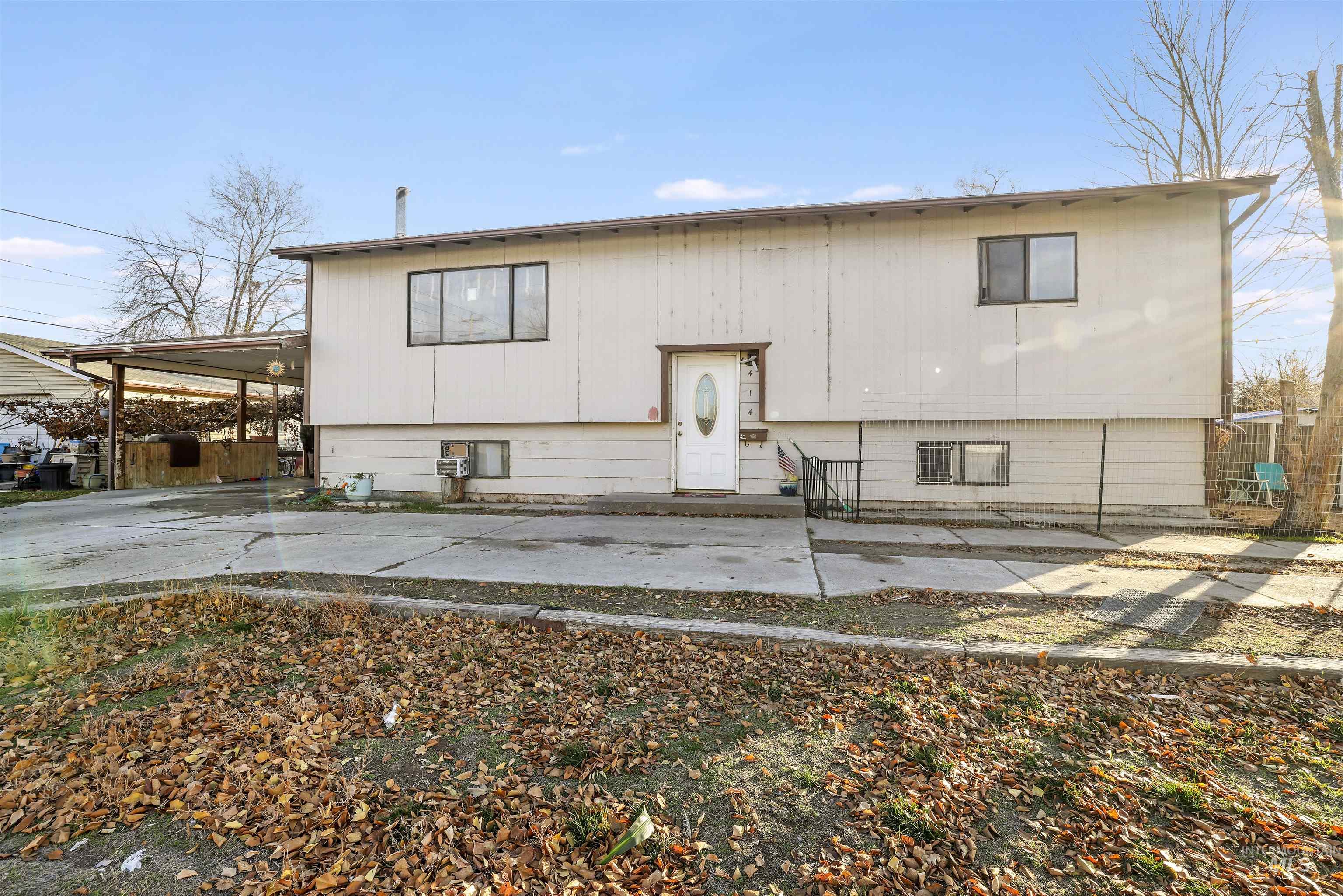 414 Heyburn Ave, Twin Falls, Idaho 83301, 4 Bedrooms, 2 Bathrooms, Residential For Sale, Price $326,000,MLS 98968479