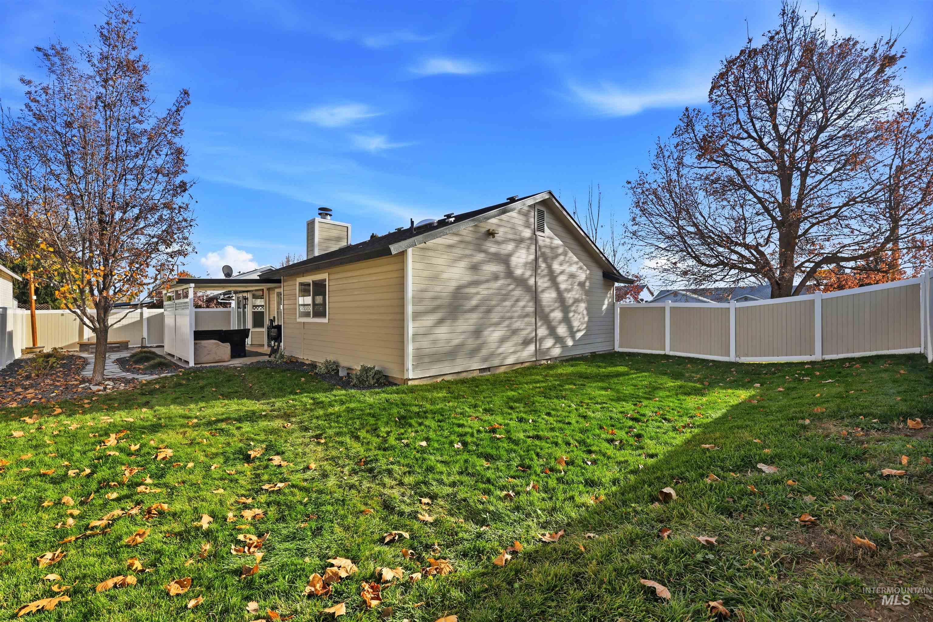11078 W Tidewater Ct, Boise, Idaho 83713, 3 Bedrooms, 2 Bathrooms, Residential For Sale, Price $449,900, 98968480