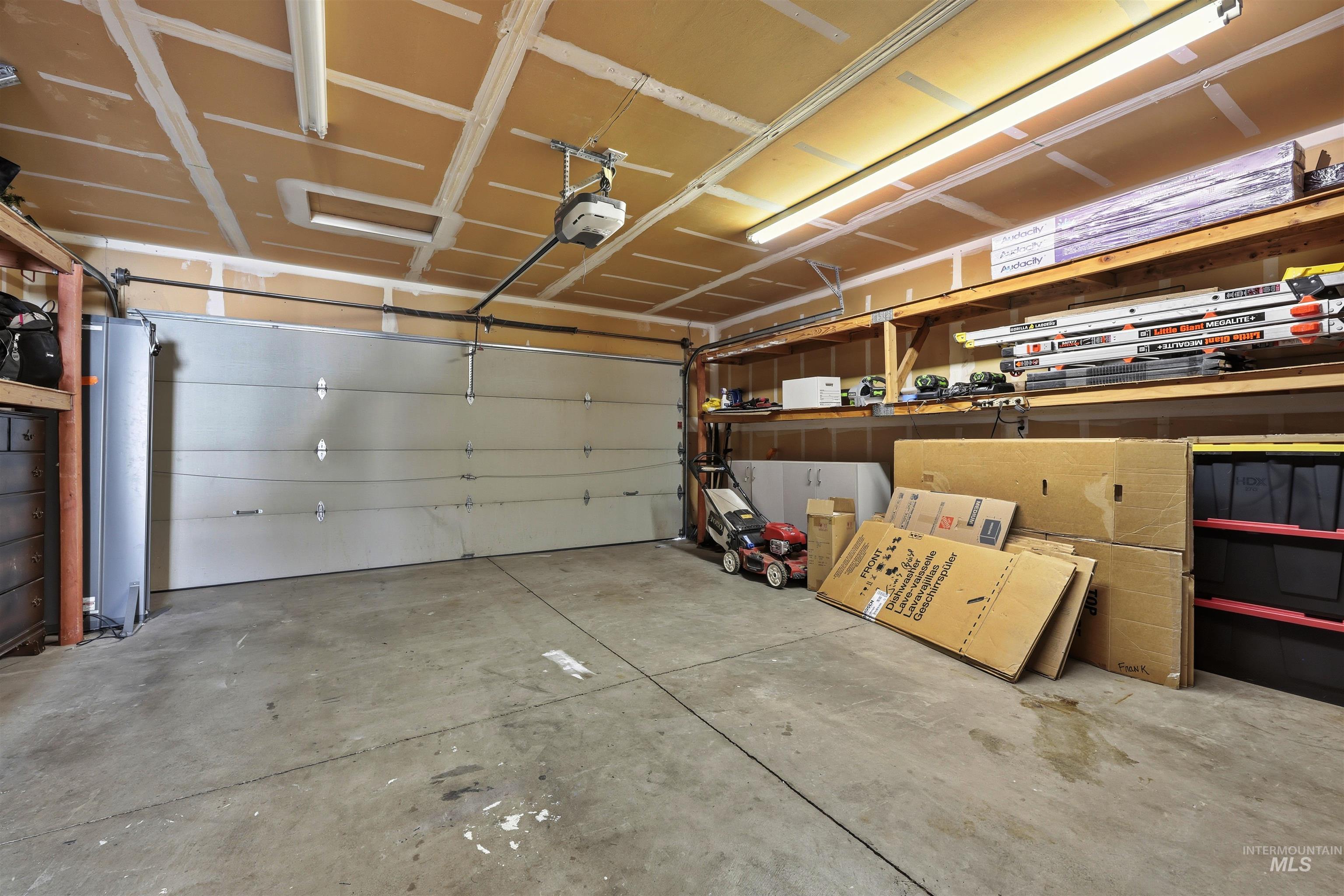 11078 W Tidewater Ct, Boise, Idaho 83713, 3 Bedrooms, 2 Bathrooms, Residential For Sale, Price $449,900, 98968480