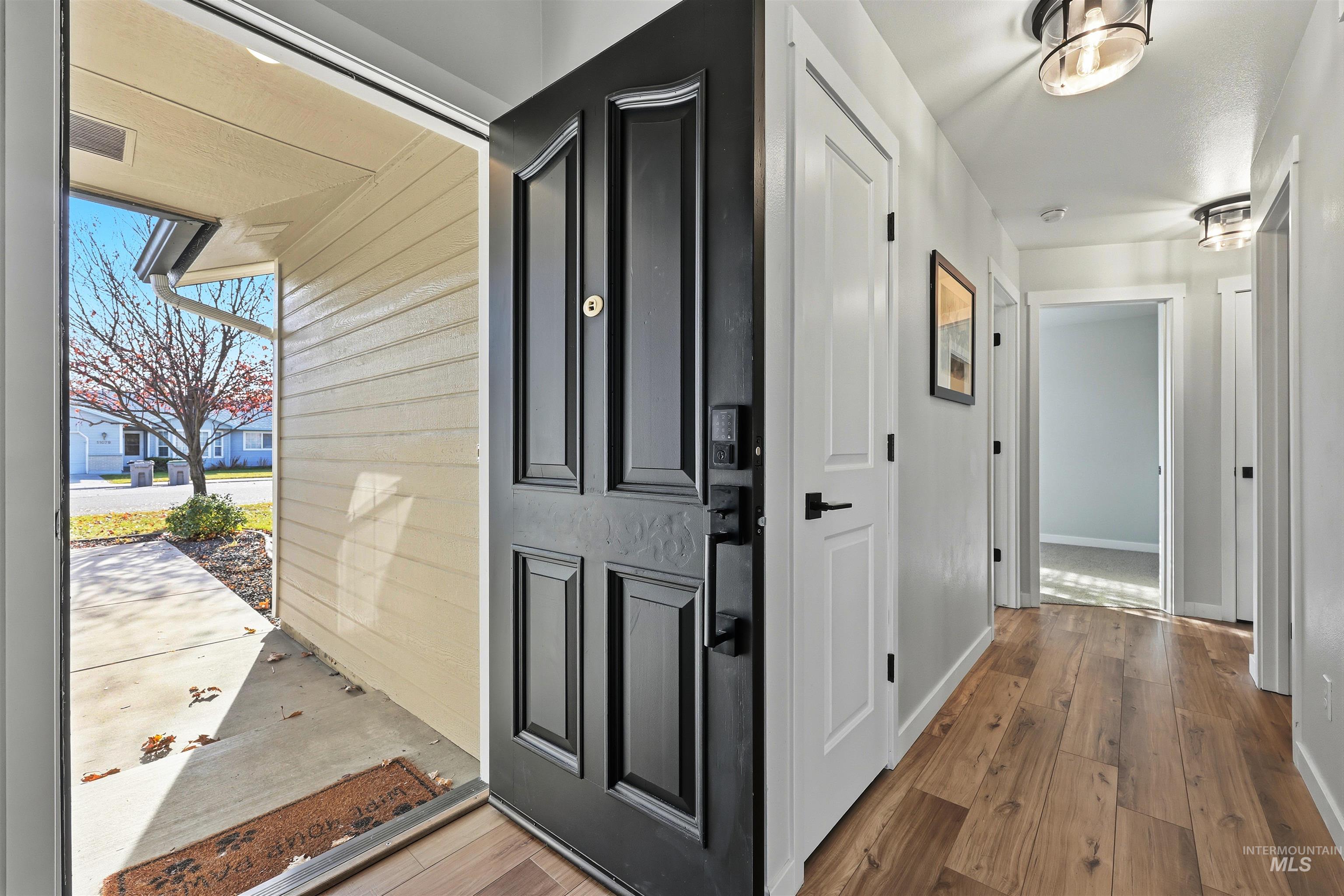 11078 W Tidewater Ct, Boise, Idaho 83713, 3 Bedrooms, 2 Bathrooms, Residential For Sale, Price $449,900, 98968480