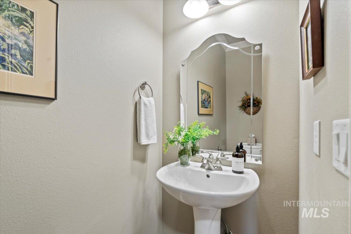 4034 St James Loop, Nampa, Idaho 83687, 4 Bedrooms, 2.5 Bathrooms, Residential For Sale, Price $1,499,950, 98968483