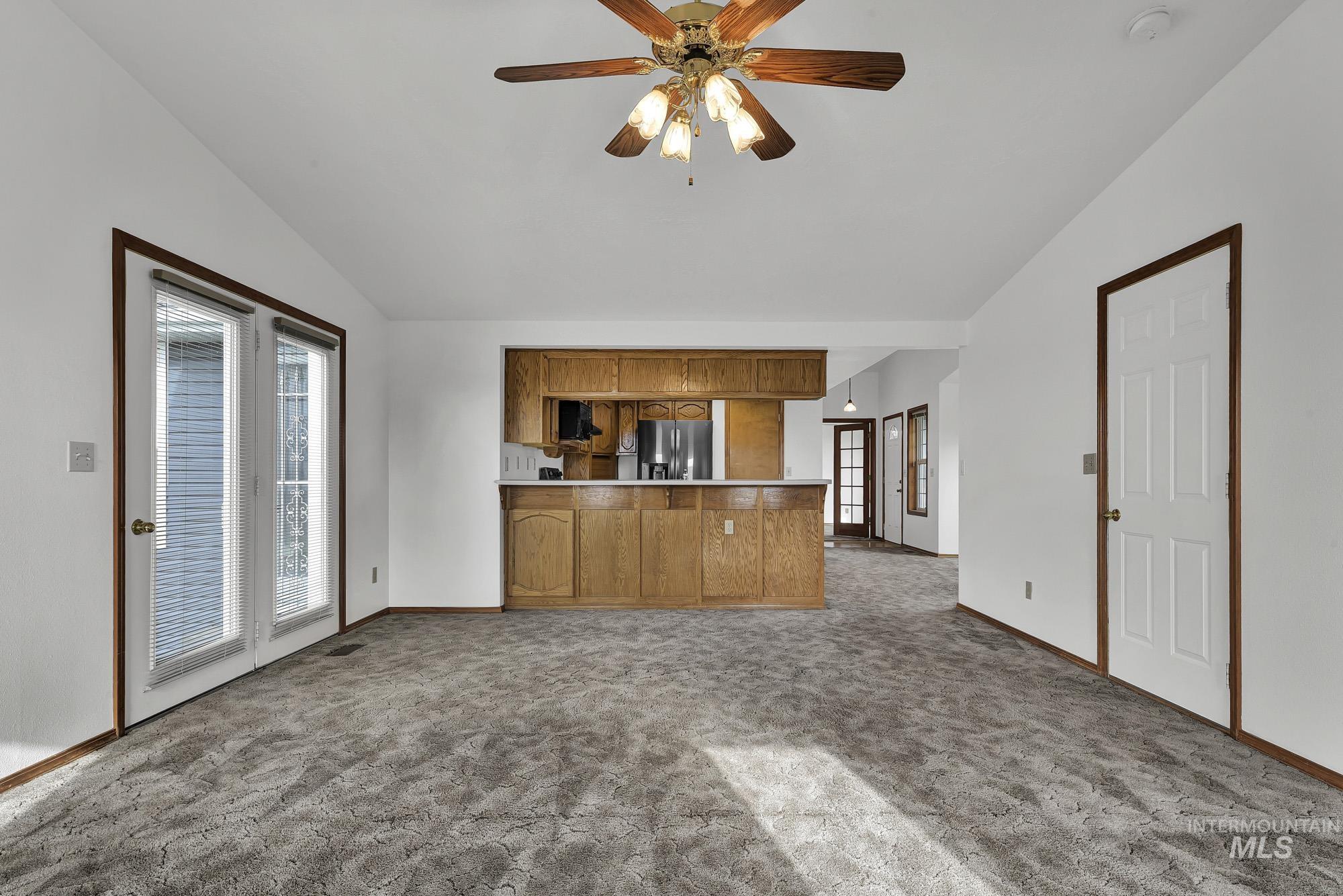 4675 SW Lark Dr, Mountain Home, Idaho 83647, 3 Bedrooms, 2 Bathrooms, Residential For Sale, Price $865,000, 98968503