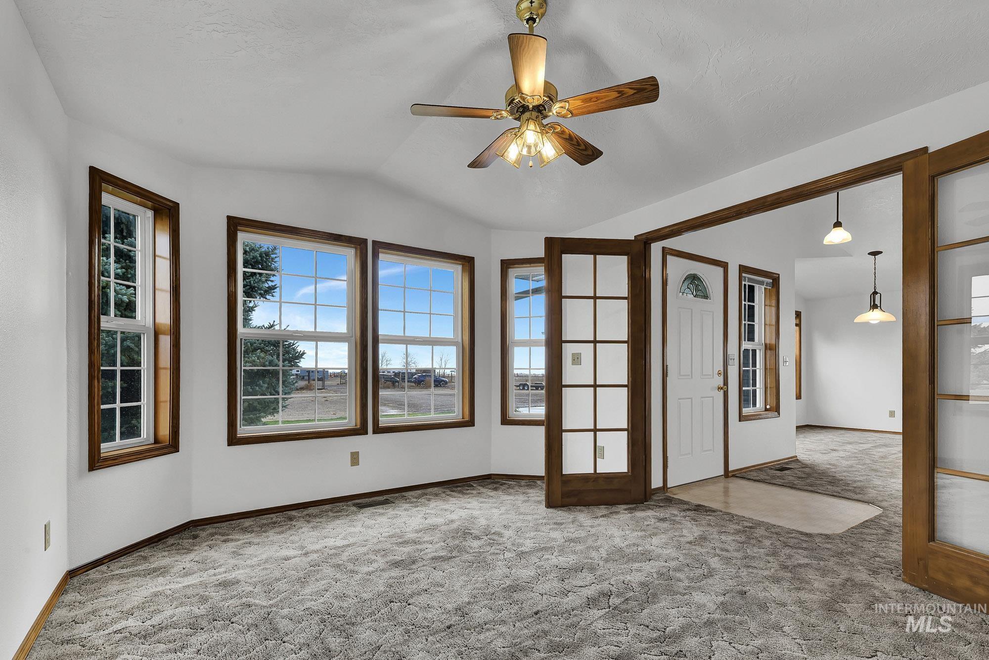 4675 SW Lark Dr, Mountain Home, Idaho 83647, 3 Bedrooms, 2 Bathrooms, Residential For Sale, Price $865,000, 98968503