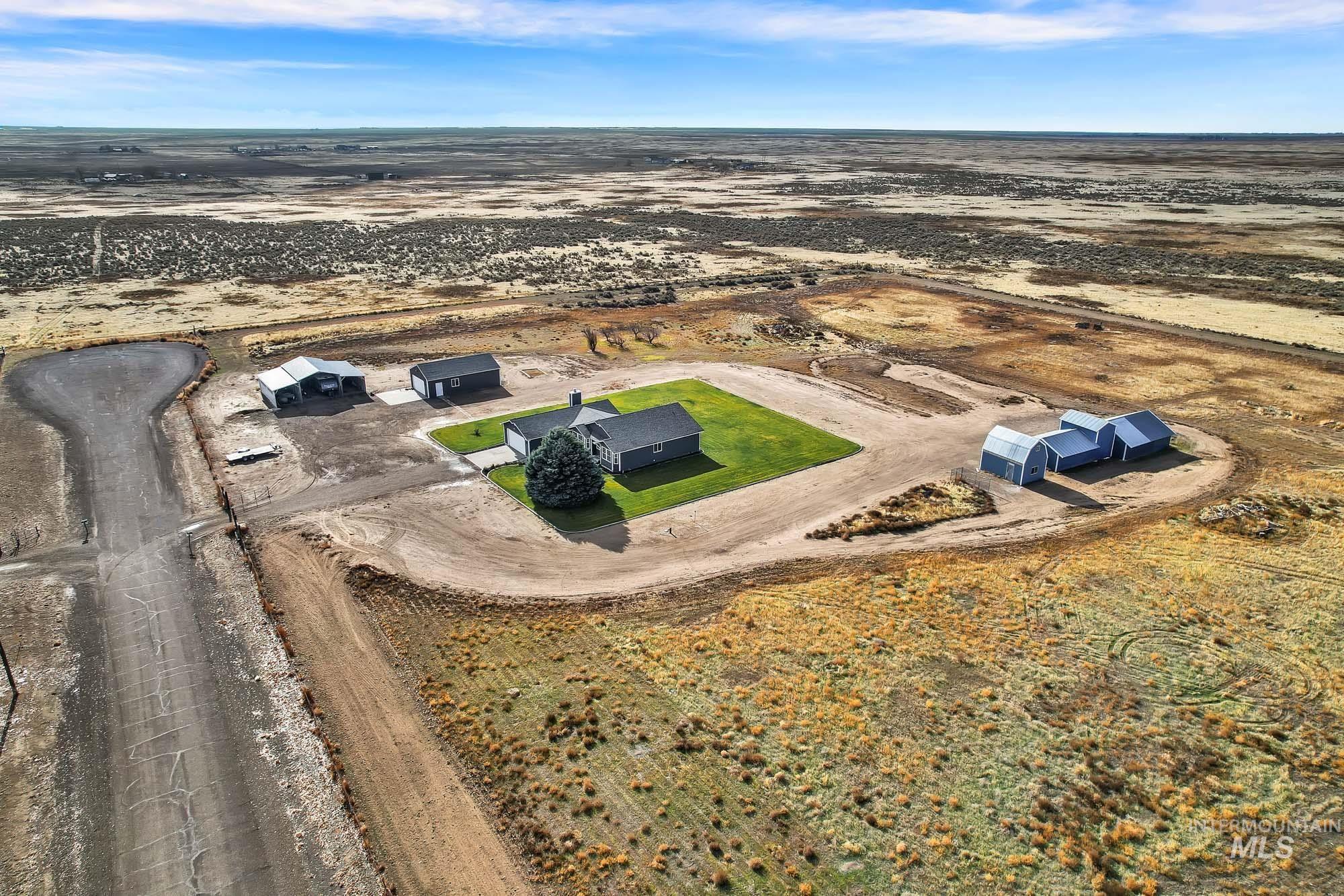 4675 SW Lark Dr, Mountain Home, Idaho 83647, 3 Bedrooms, 2 Bathrooms, Residential For Sale, Price $865,000, 98968503