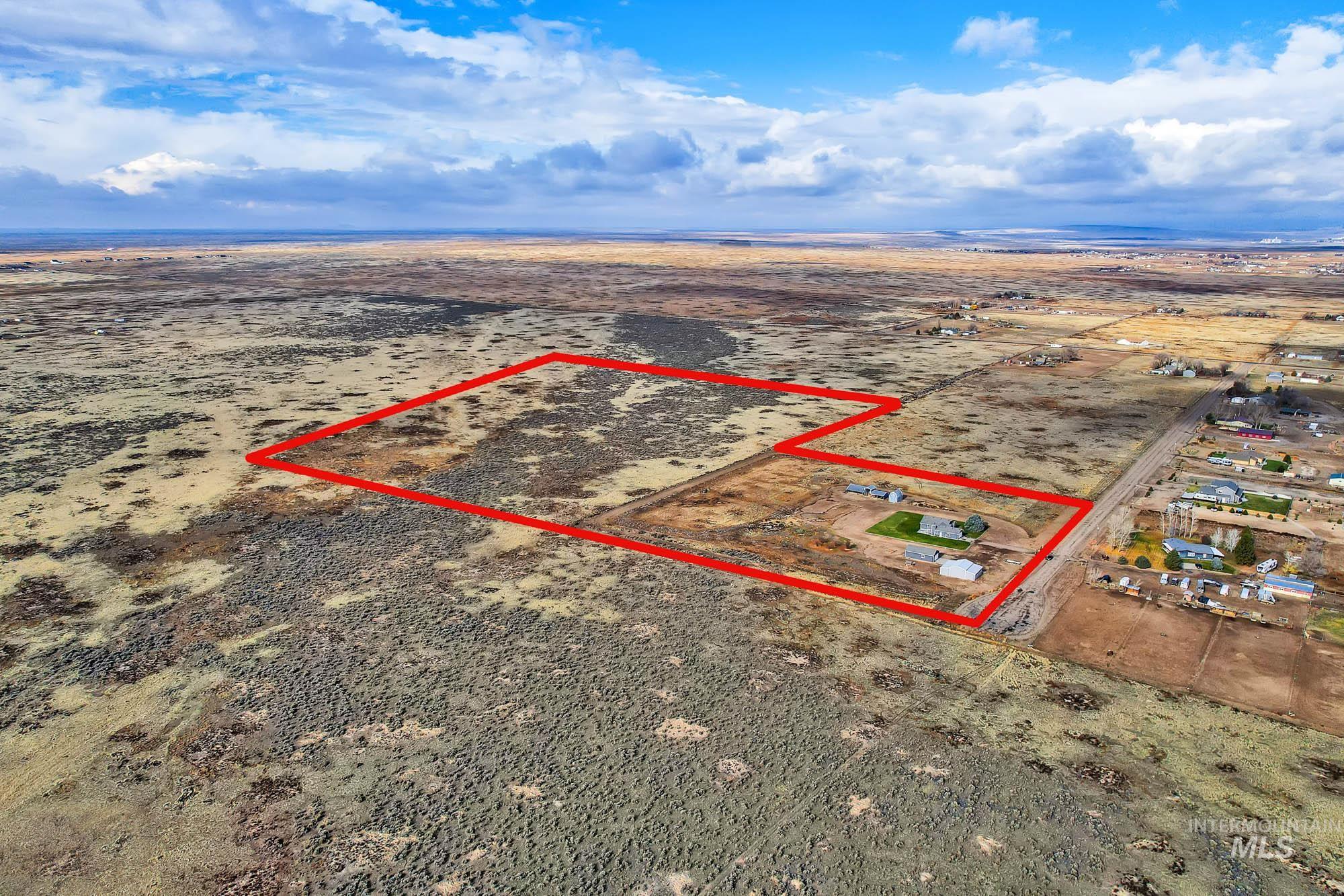 4675 SW Lark Dr, Mountain Home, Idaho 83647, 3 Bedrooms, 2 Bathrooms, Residential For Sale, Price $865,000, 98968503