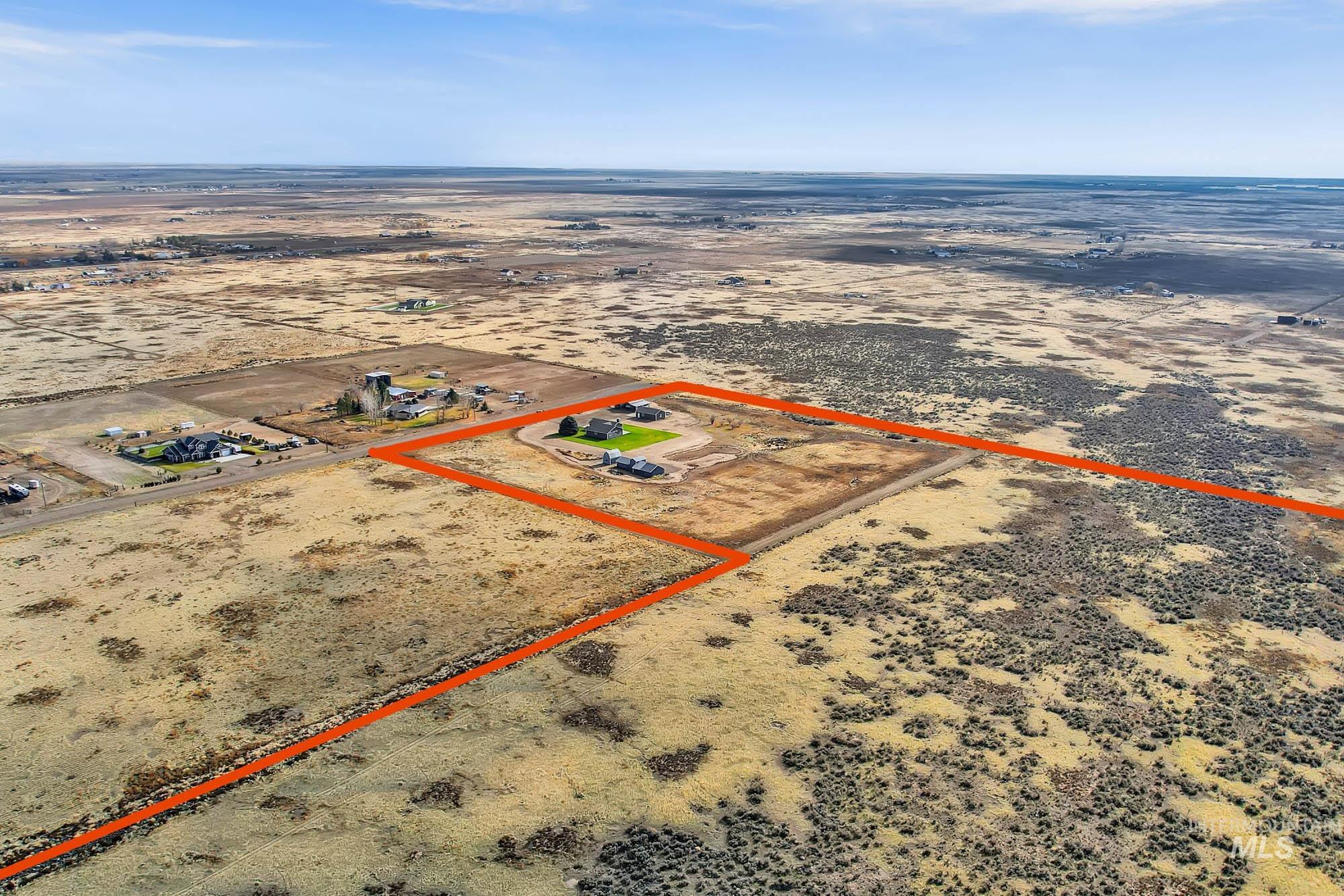 4675 SW Lark Dr, Mountain Home, Idaho 83647, 3 Bedrooms, 2 Bathrooms, Residential For Sale, Price $865,000, 98968503