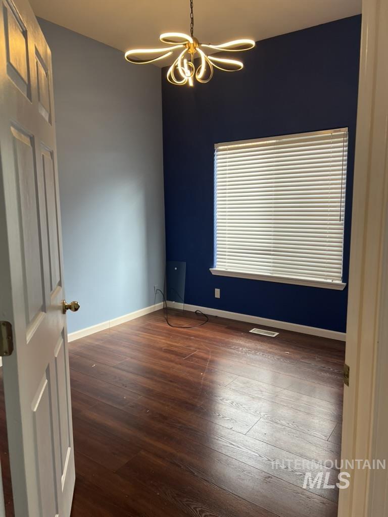 1133 N Torrey Pines, Eagle, Idaho 83616, 4 Bedrooms, 2 Bathrooms, Residential For Sale, Price $599,900, 98968506