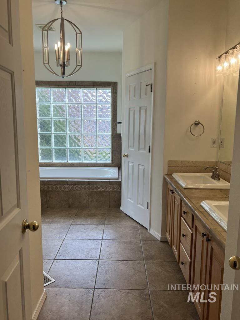 1133 N Torrey Pines, Eagle, Idaho 83616, 4 Bedrooms, 2 Bathrooms, Residential For Sale, Price $599,900, 98968506