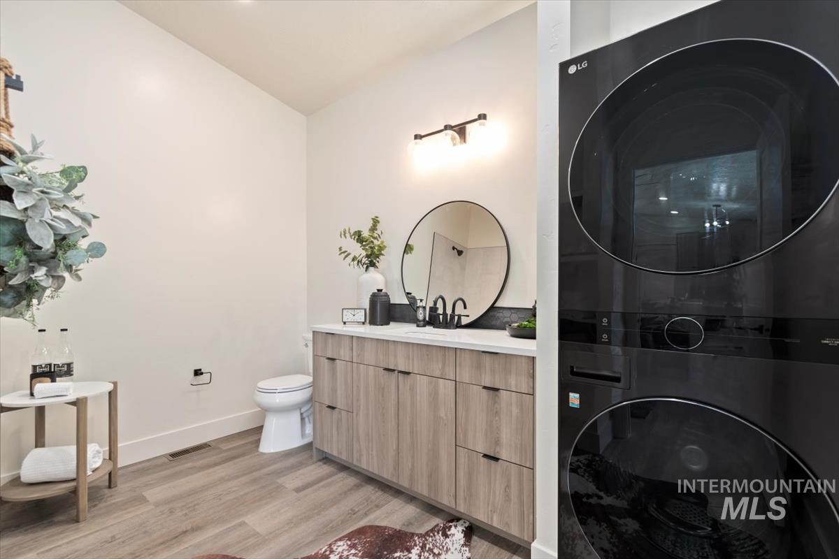 362 W London Street, Middleton, Idaho 83644, 2 Bedrooms, 2 Bathrooms, Rental For Rent, Price $1,800,MLS 98968510