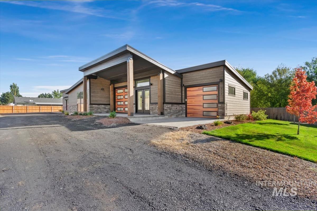 362 W London Street, Middleton, Idaho 83644, 2 Bedrooms, 2 Bathrooms, Rental For Rent, Price $1,800,MLS 98968510