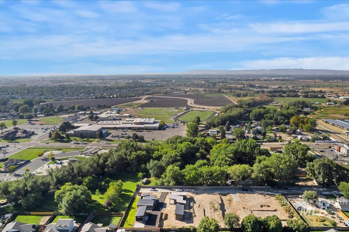 362 W London Street, Middleton, Idaho 83644, 2 Bedrooms, 2 Bathrooms, Rental For Rent, Price $1,800,MLS 98968510