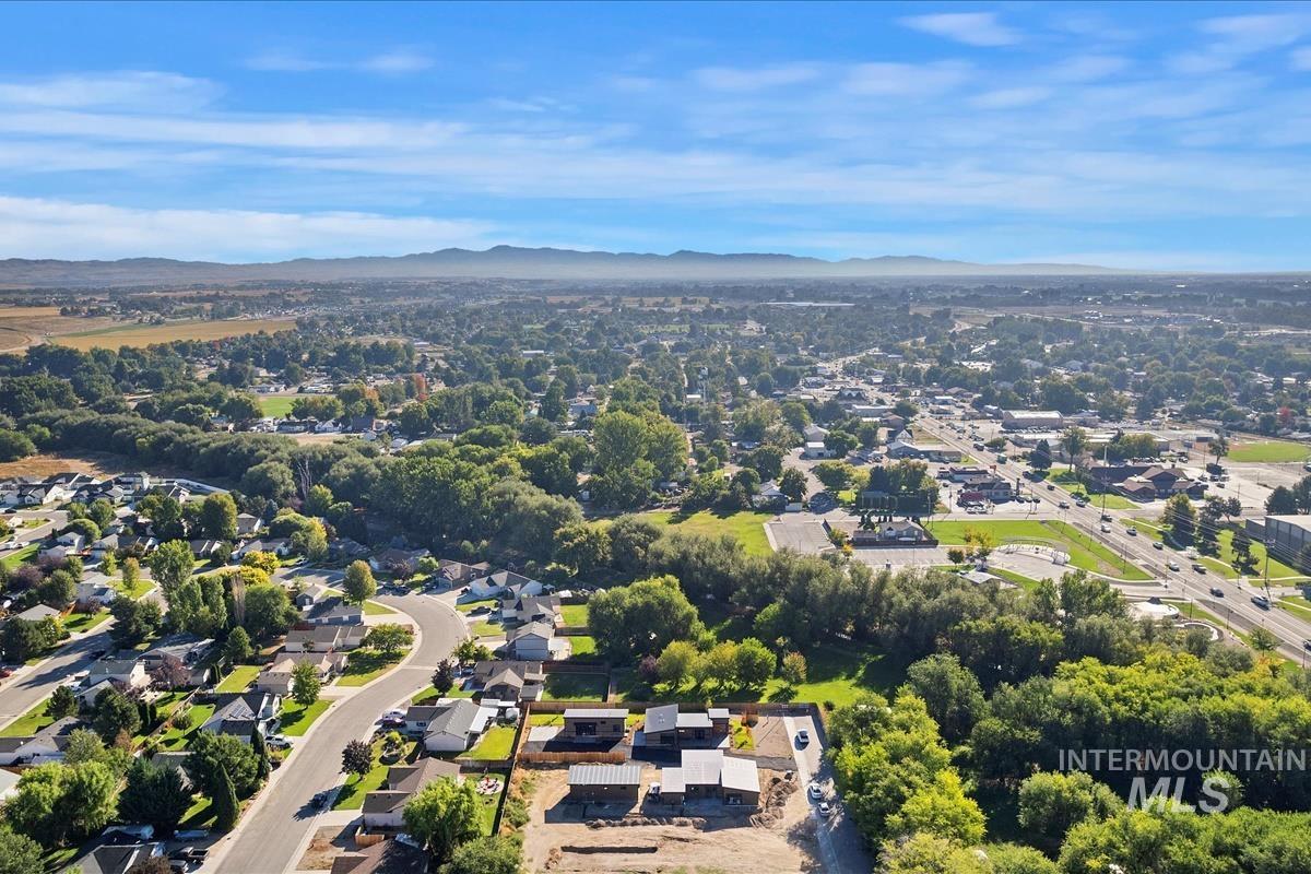 362 W London Street, Middleton, Idaho 83644, 2 Bedrooms, 2 Bathrooms, Rental For Rent, Price $1,800,MLS 98968510