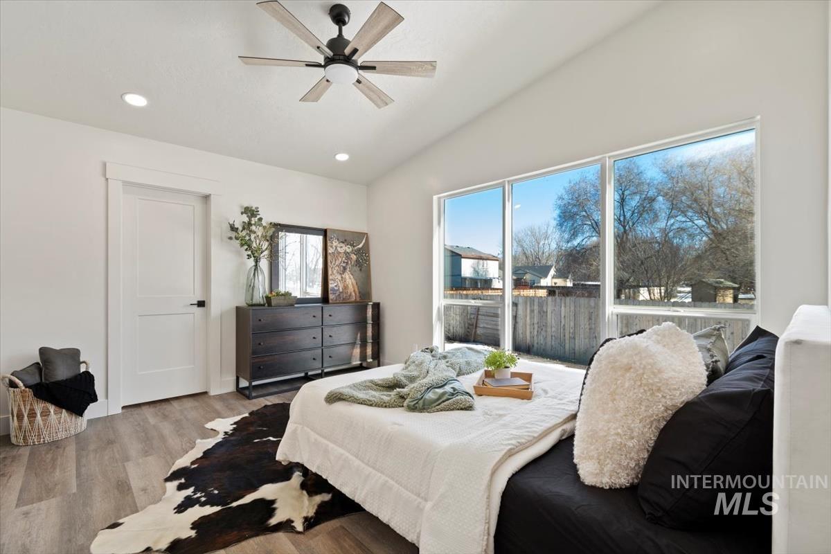 362 W London Street, Middleton, Idaho 83644, 2 Bedrooms, 2 Bathrooms, Rental For Rent, Price $1,800,MLS 98968510