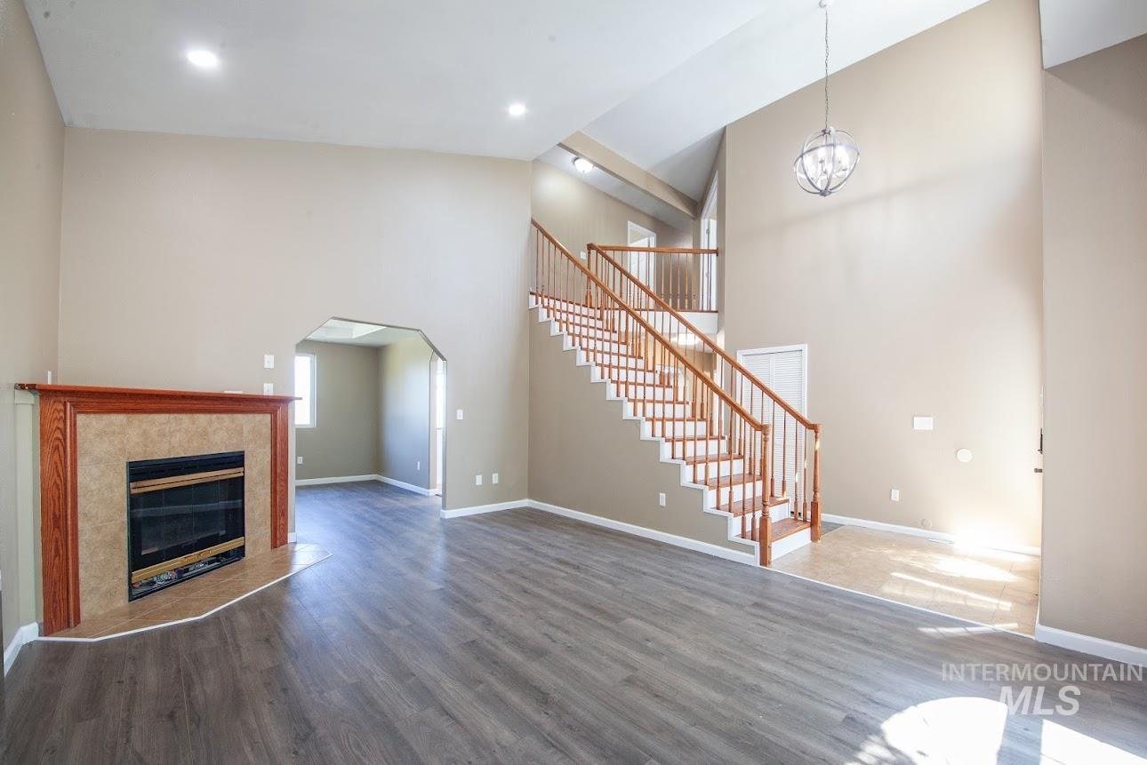 2975 Dove Dr, Clarkston, Washington 99403, 6 Bedrooms, 3.5 Bathrooms, Residential For Sale, Price $509,000, 98968518