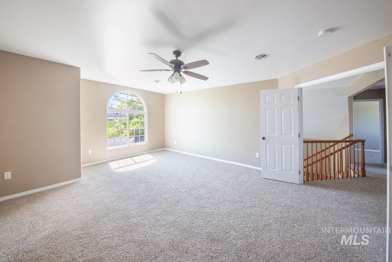 2975 Dove Dr, Clarkston, Washington 99403, 6 Bedrooms, 3.5 Bathrooms, Residential For Sale, Price $509,000, 98968518