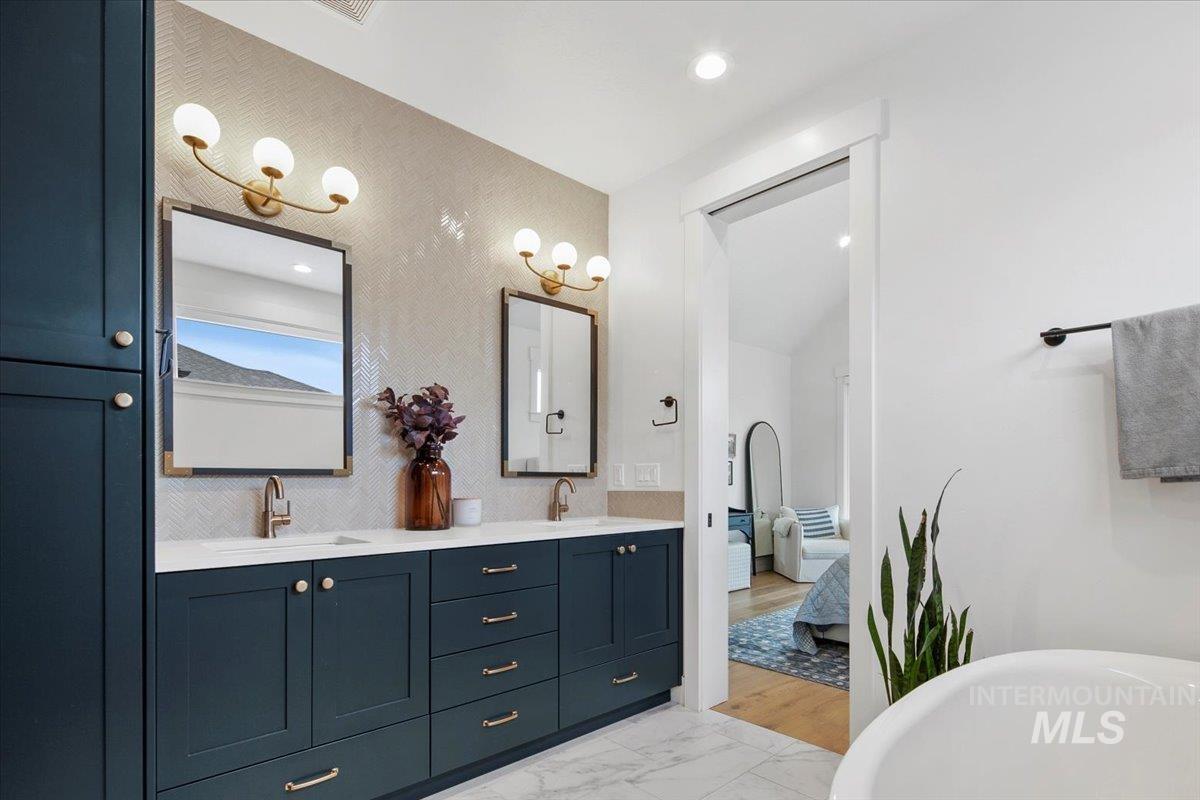 2735 N Fruniz Ave, Eagle, Idaho 83616, 4 Bedrooms, 3.5 Bathrooms, Residential For Sale, Price $1,189,000, 98968524