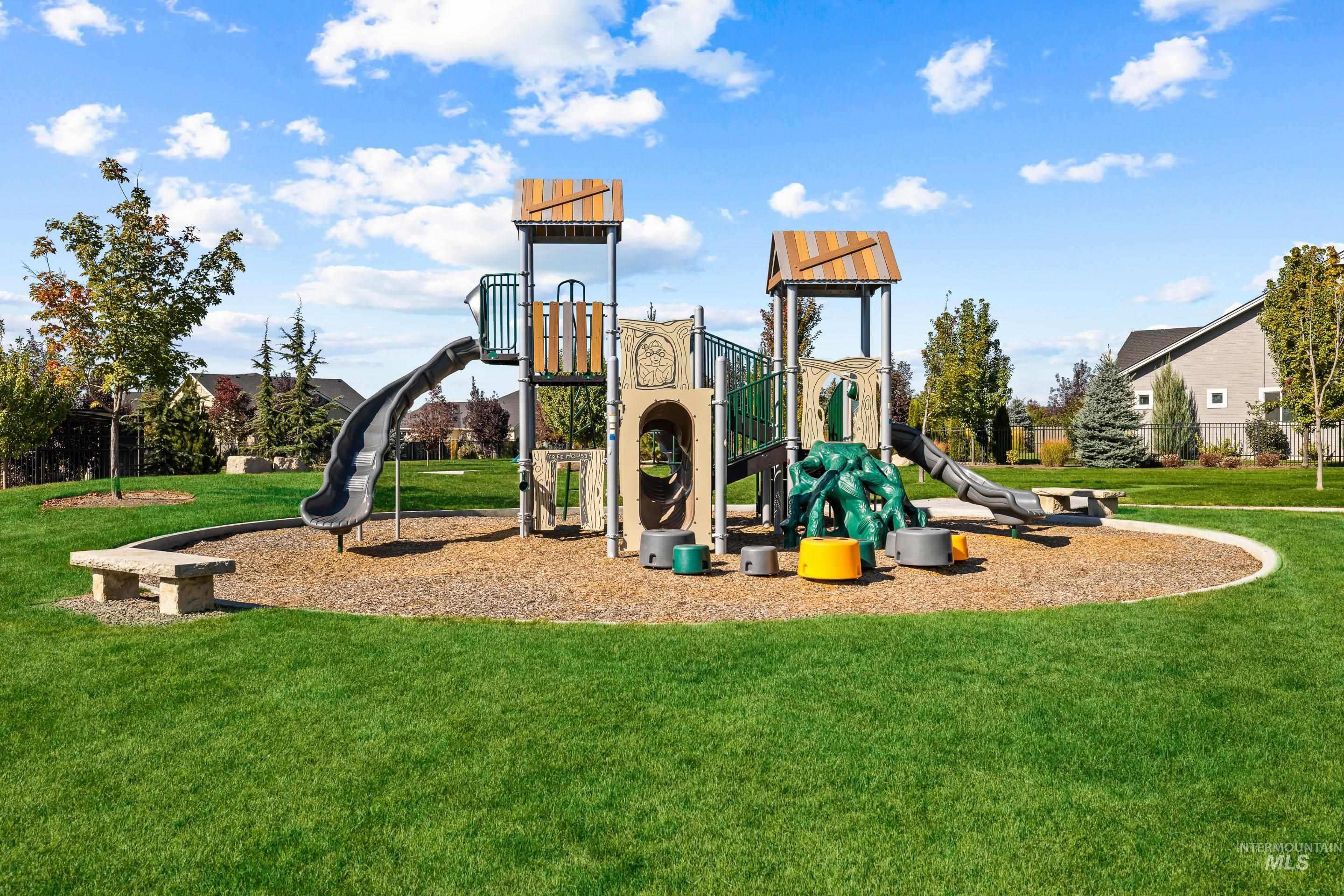 2735 N Fruniz Ave, Eagle, Idaho 83616, 4 Bedrooms, 3.5 Bathrooms, Residential For Sale, Price $1,189,000, 98968524