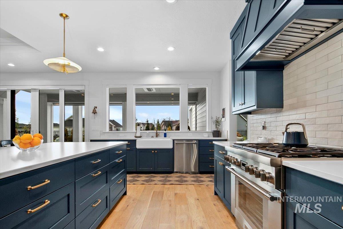 2735 N Fruniz Ave, Eagle, Idaho 83616, 4 Bedrooms, 3.5 Bathrooms, Residential For Sale, Price $1,189,000, 98968524