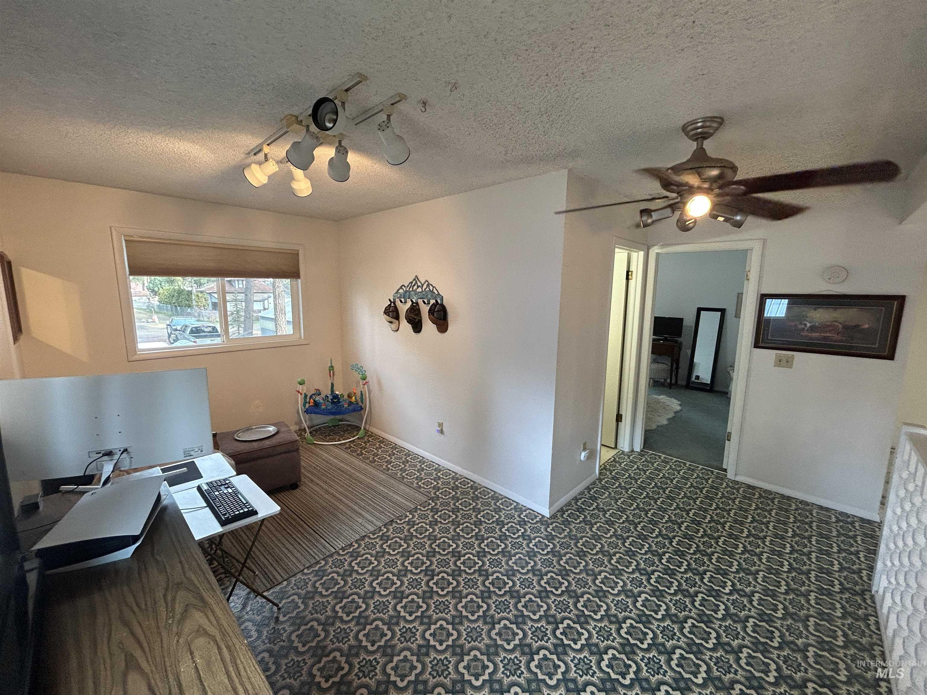 314 Lapwai St., Winchester, Idaho 83555, 2 Bedrooms, 2 Bathrooms, Residential For Sale, Price $324,900, 98968527