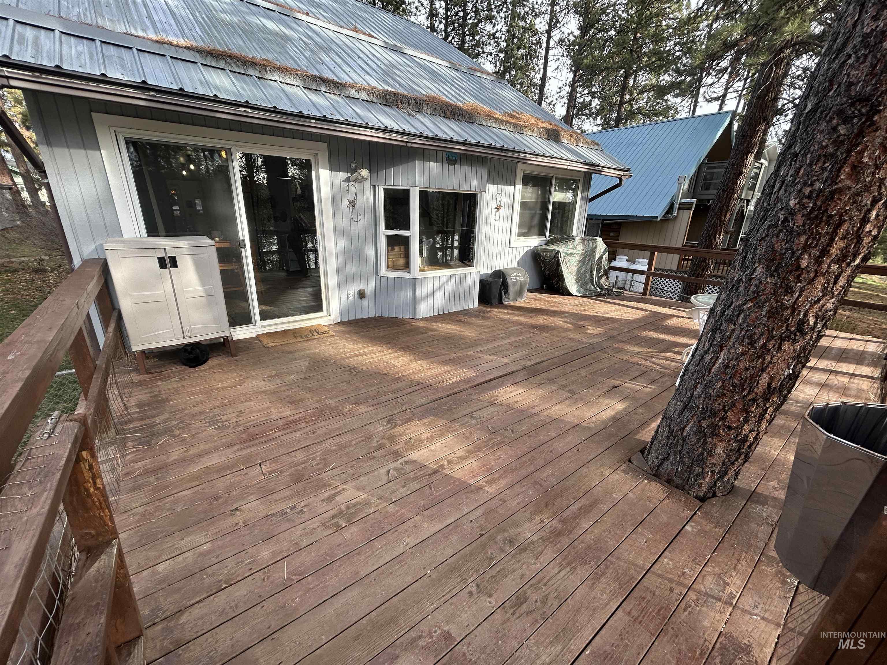 314 Lapwai St., Winchester, Idaho 83555, 2 Bedrooms, 2 Bathrooms, Residential For Sale, Price $324,900, 98968527