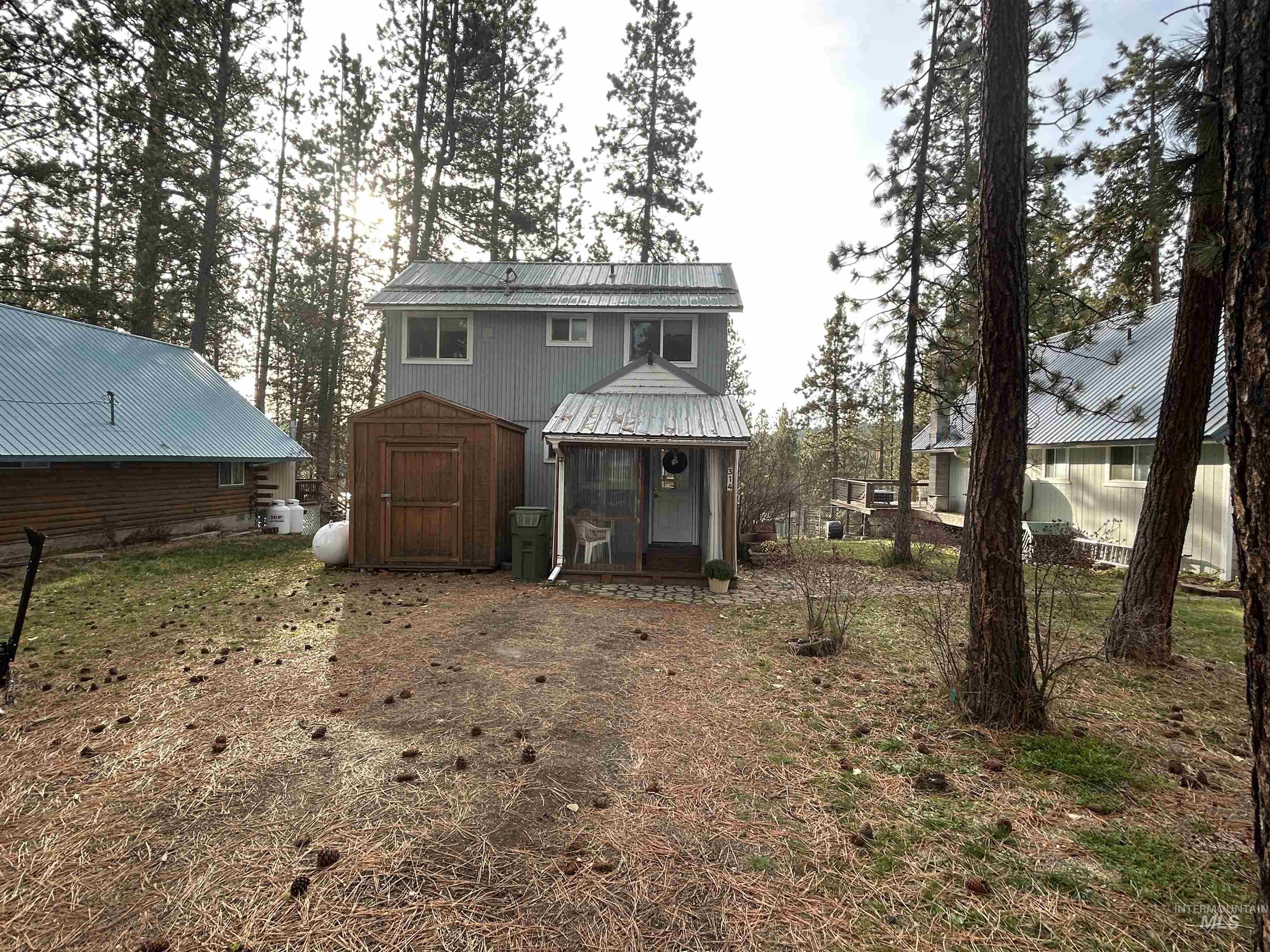 314 Lapwai St., Winchester, Idaho 83555, 2 Bedrooms, 2 Bathrooms, Residential For Sale, Price $324,900, 98968527