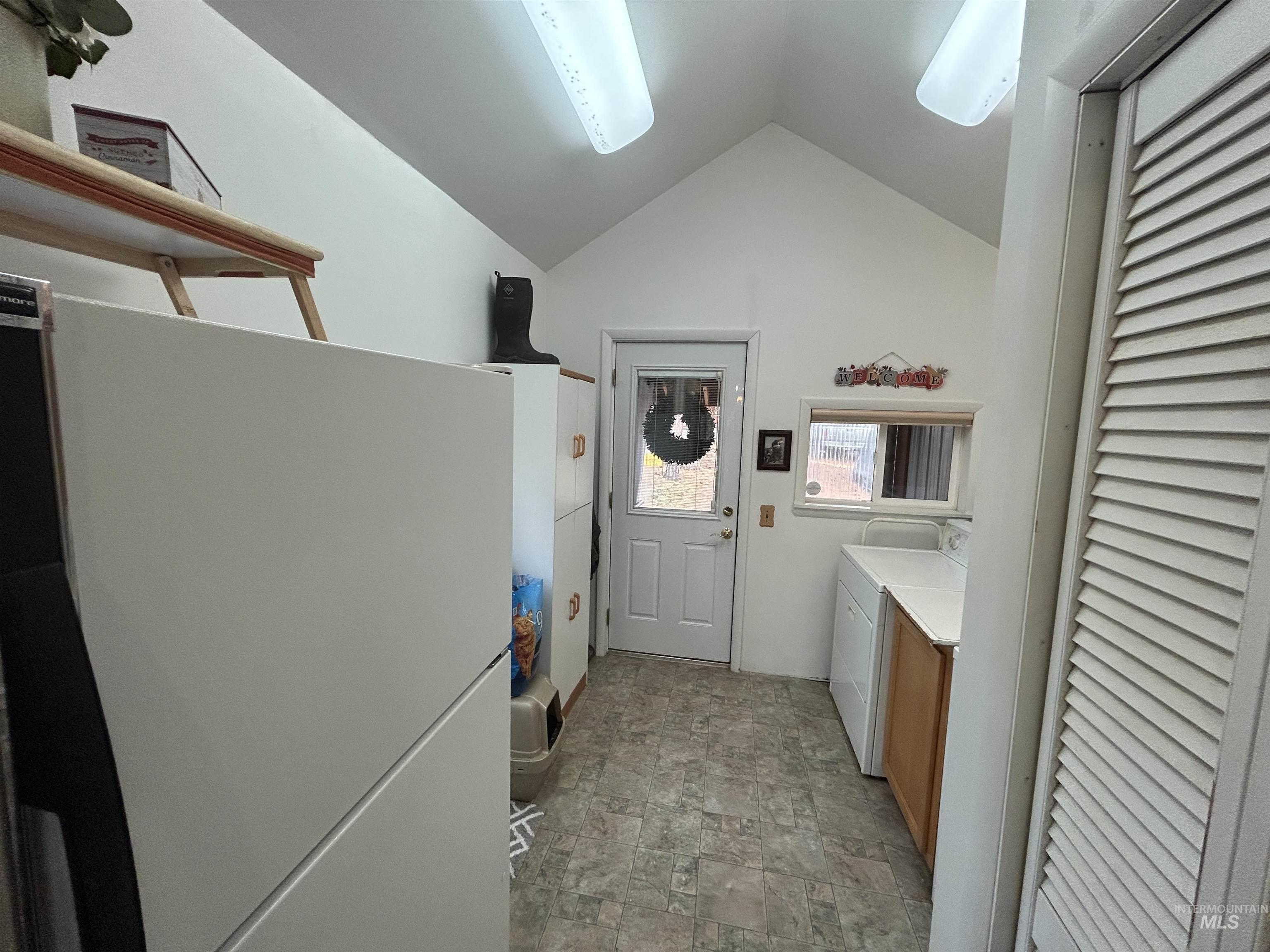 314 Lapwai St., Winchester, Idaho 83555, 2 Bedrooms, 2 Bathrooms, Residential For Sale, Price $324,900, 98968527