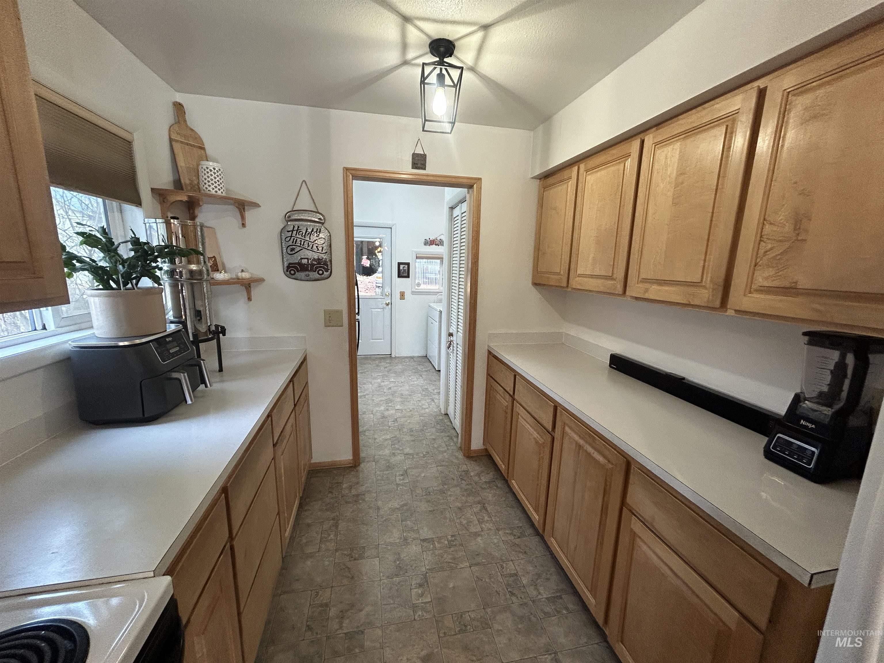 314 Lapwai St., Winchester, Idaho 83555, 2 Bedrooms, 2 Bathrooms, Residential For Sale, Price $324,900, 98968527