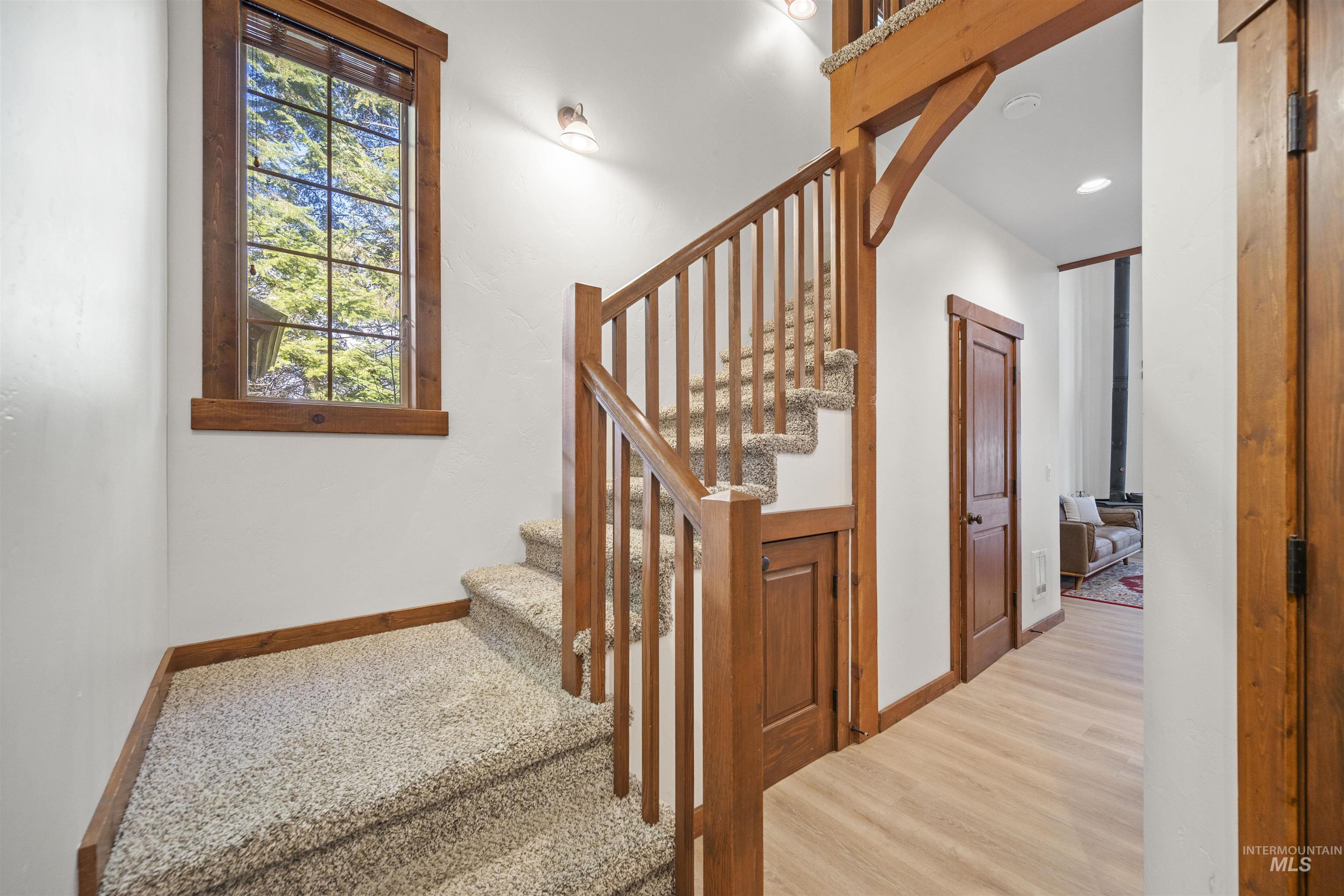 817 Reedy Lane, McCall, Idaho 83638, 3 Bedrooms, 2 Bathrooms, Residential For Sale, Price $669,900, 98968533