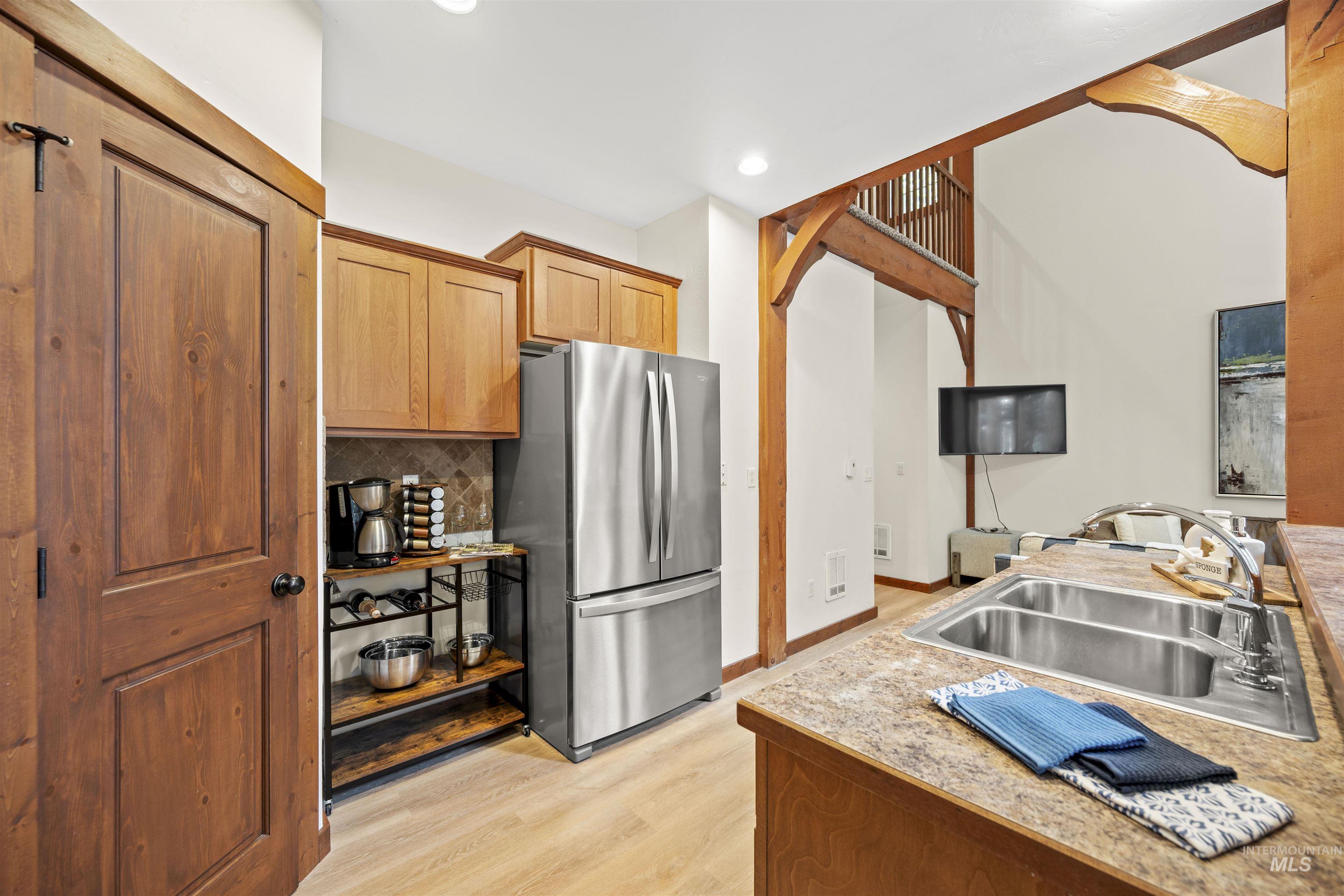 817 Reedy Lane, McCall, Idaho 83638, 3 Bedrooms, 2 Bathrooms, Residential For Sale, Price $669,900, 98968533