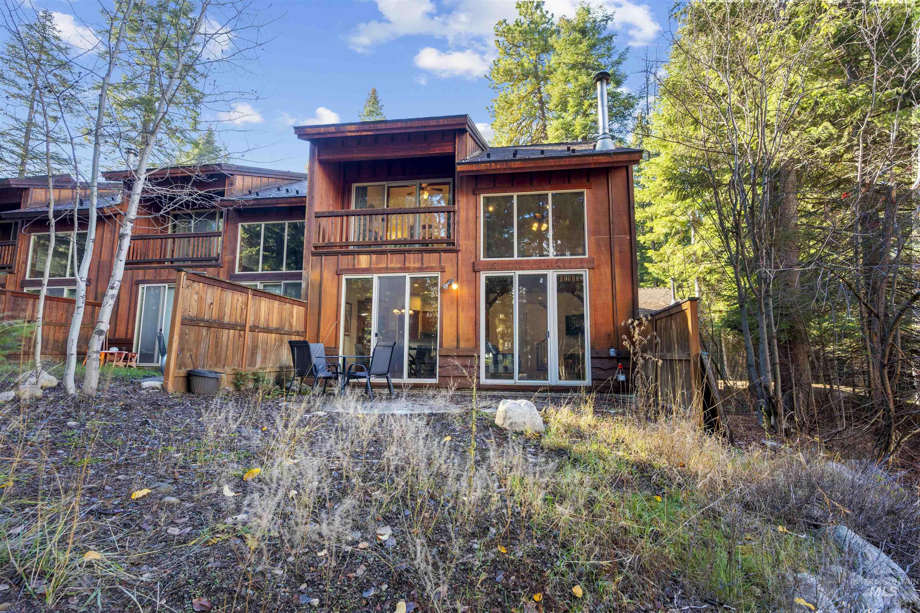 817 Reedy Lane, McCall, Idaho 83638, 3 Bedrooms, 2 Bathrooms, Residential For Sale, Price $669,900, 98968533