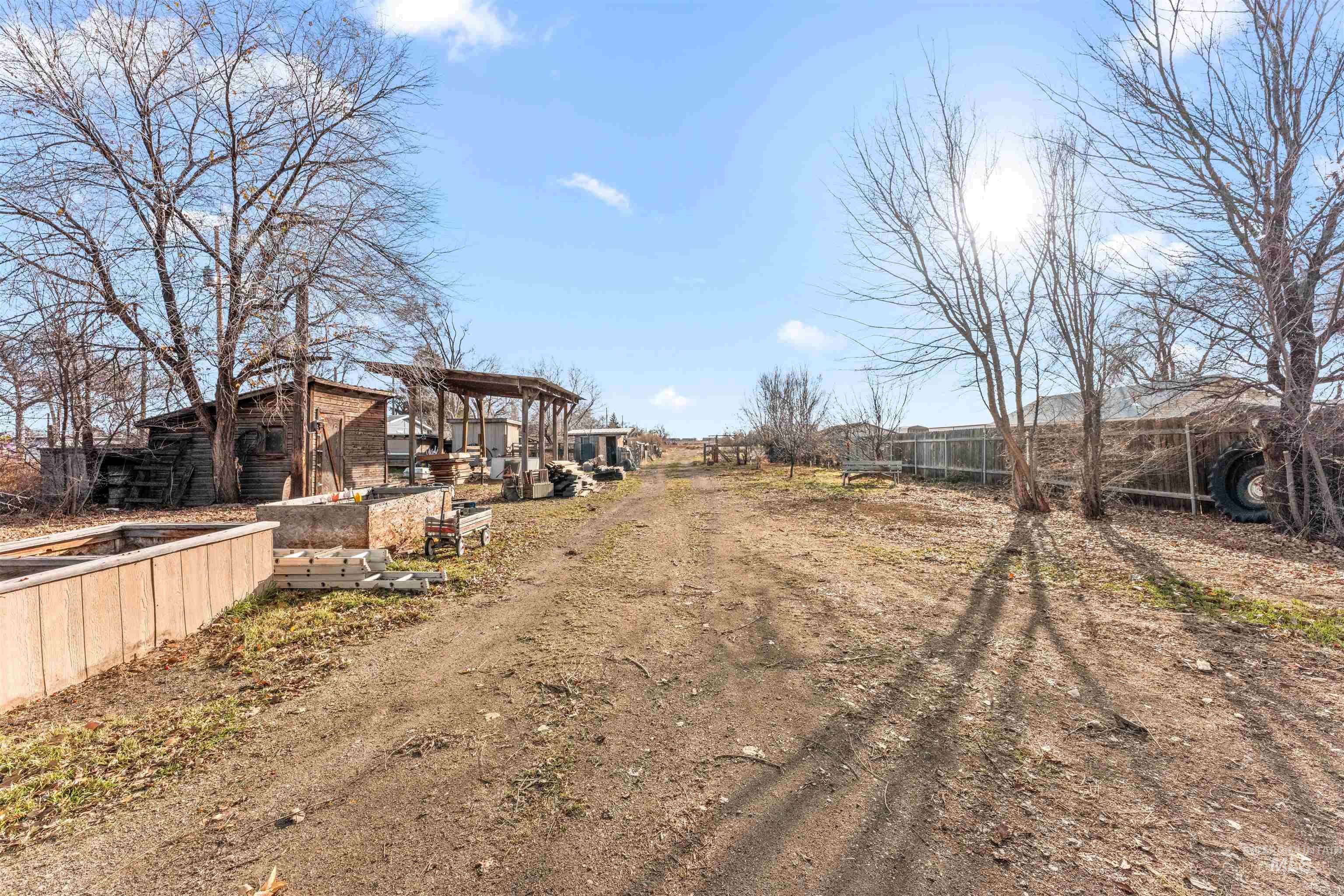 View of dirt / gravel road