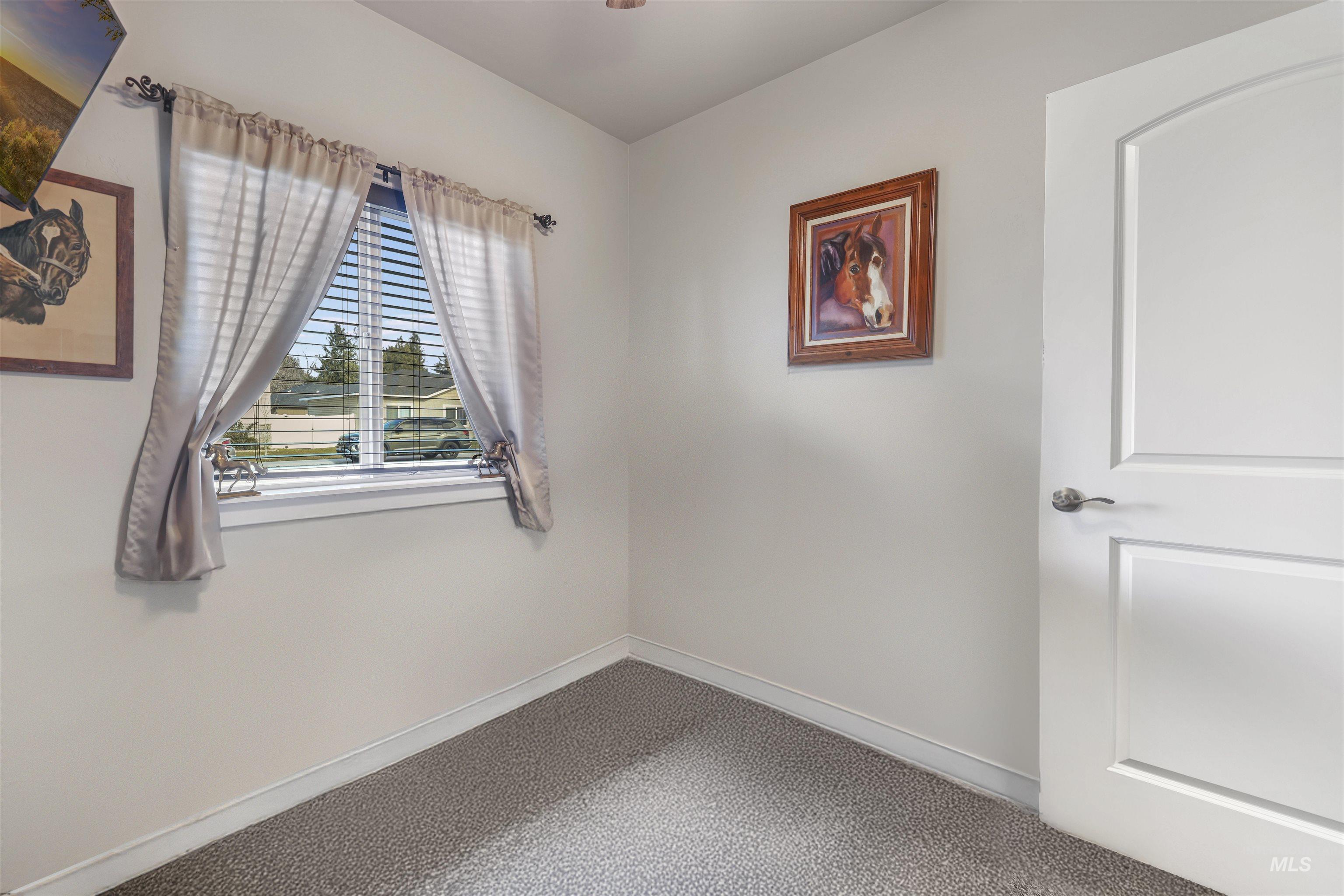 831 Lynx Dr, Jerome, Idaho 83338, 3 Bedrooms, 2 Bathrooms, Residential For Sale, Price $345,000, 98968544